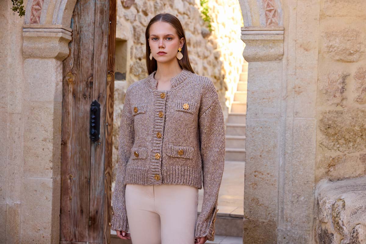 Sim Detaylı Cep Kapaklı Kısa Ceket