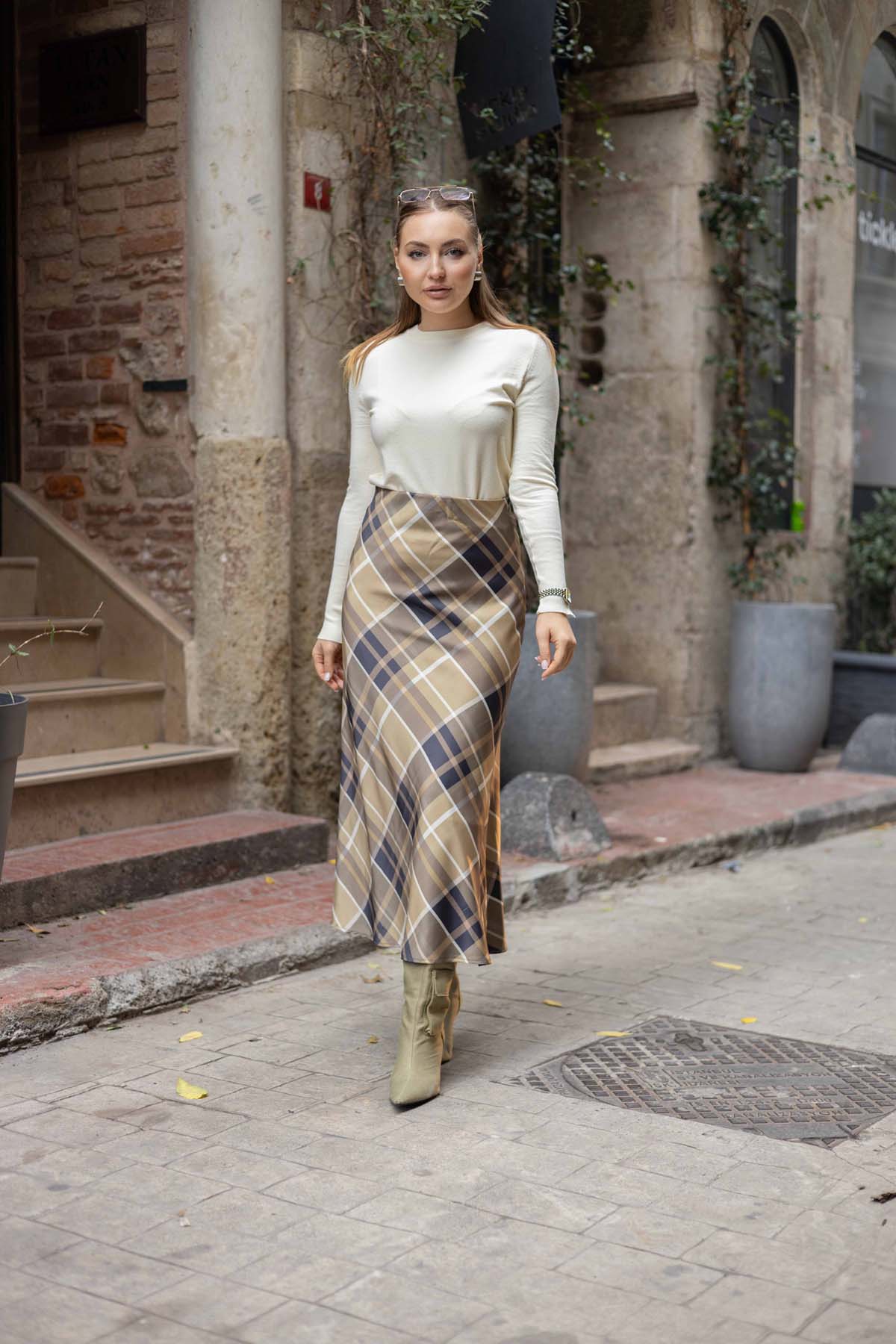 Günlük Ofis Stili Saten Etek