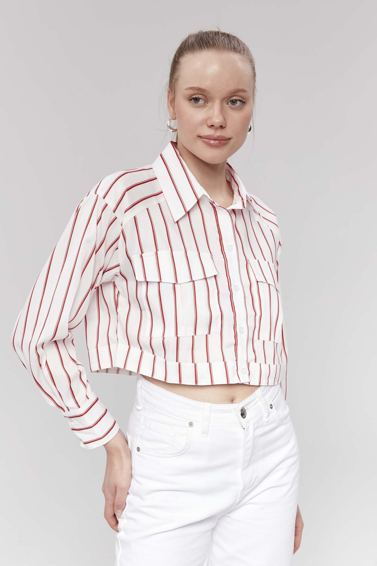 Çizgili Cep  Detaylı  Kısa  Gömlek