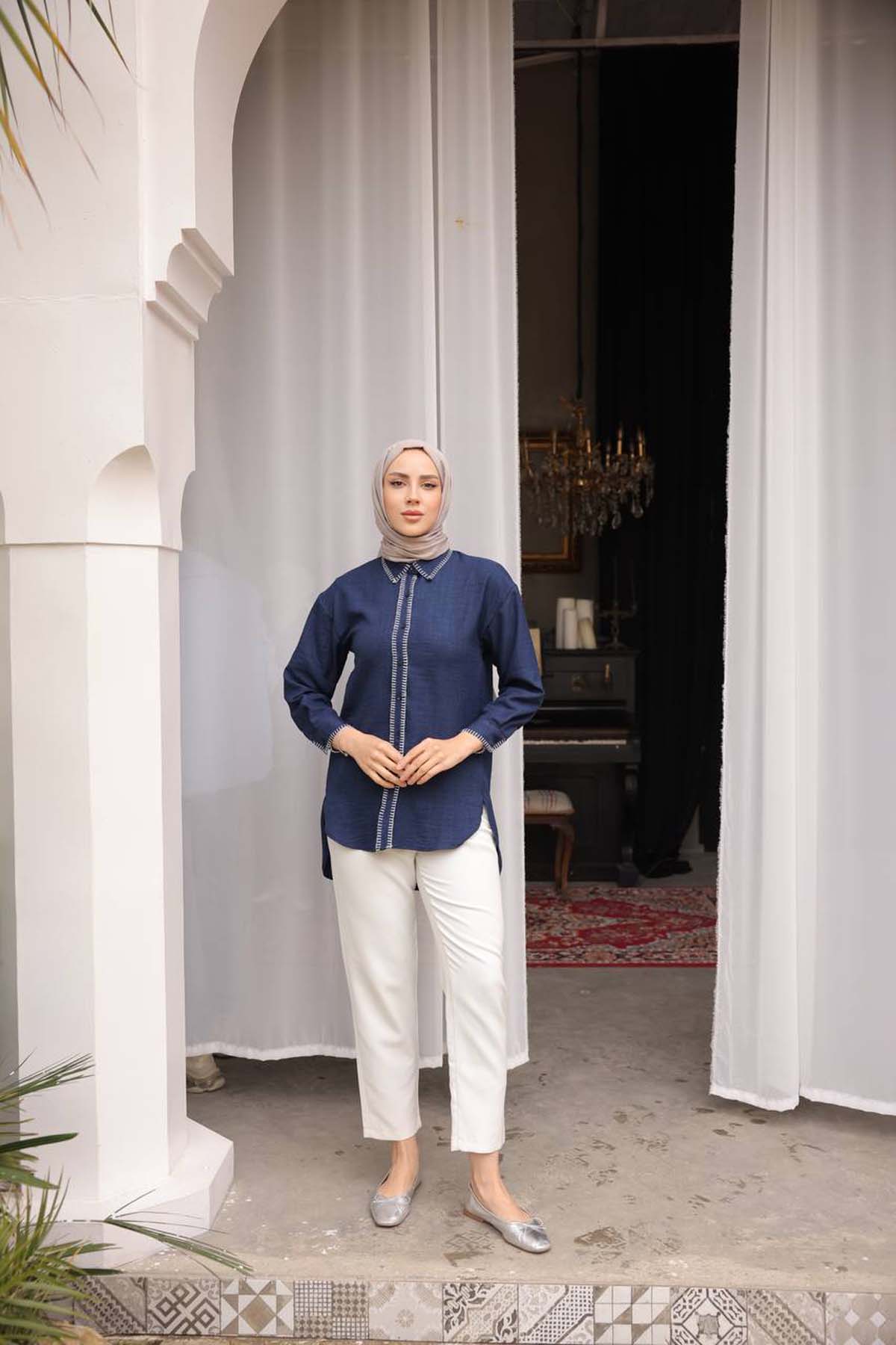 Bandı Çift Sıra İstirirdye Nakışlı Gömlek