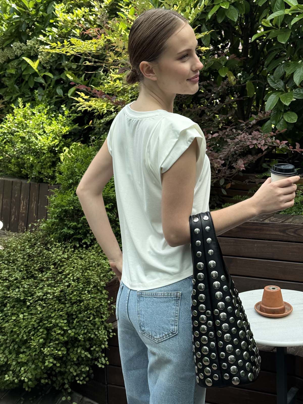 KISA KOLLU TİŞÖRT