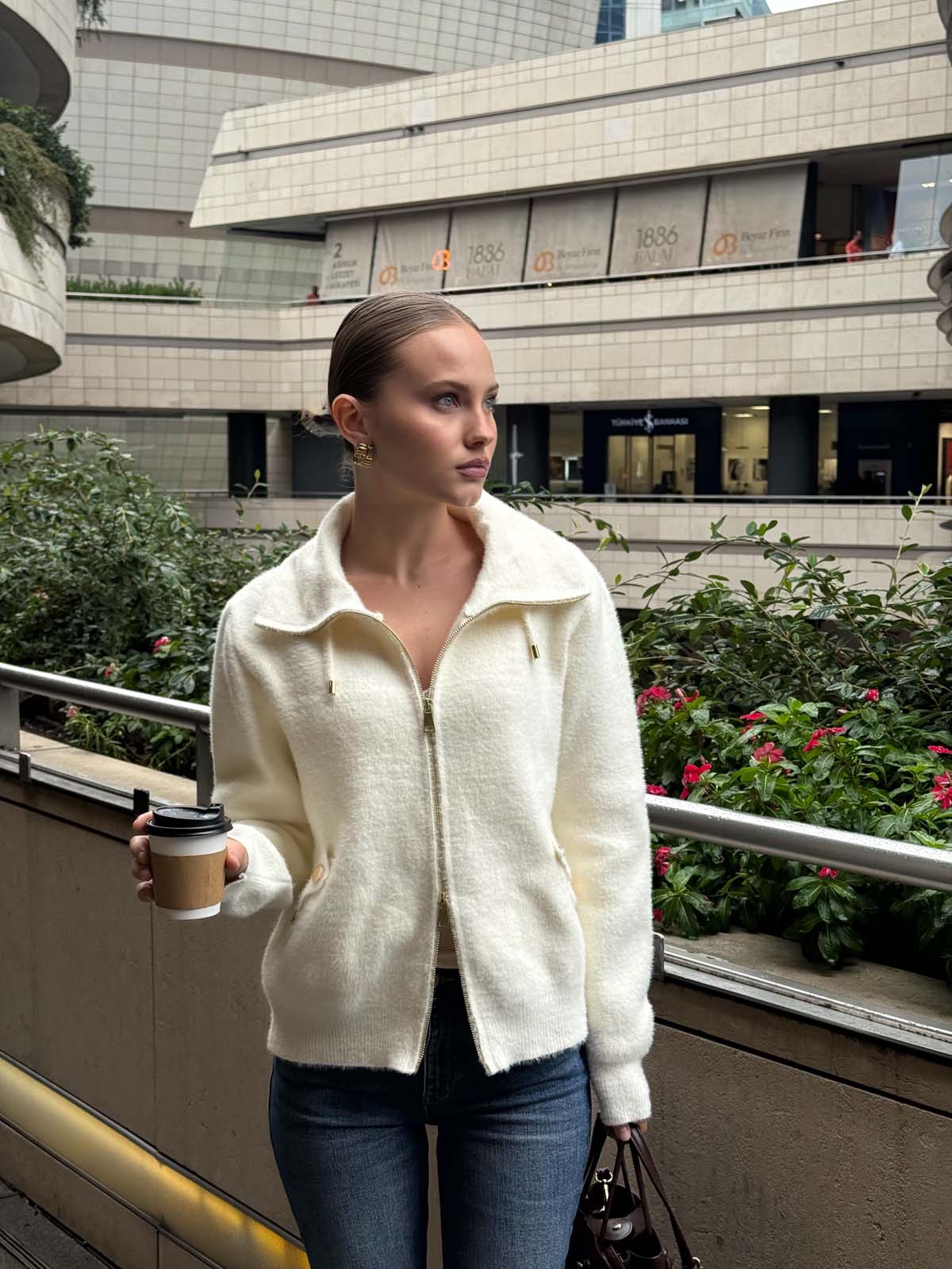 Angora Kamyoncu Yaka Hırka