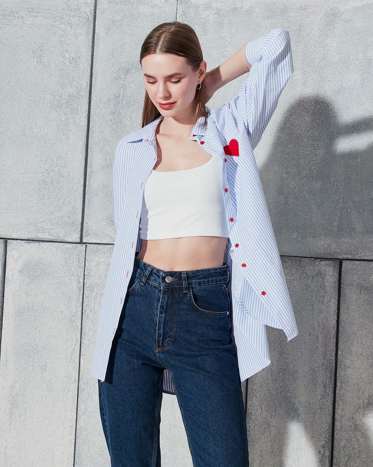 KALPLİ ÇİZGİLİ GÖMLEK