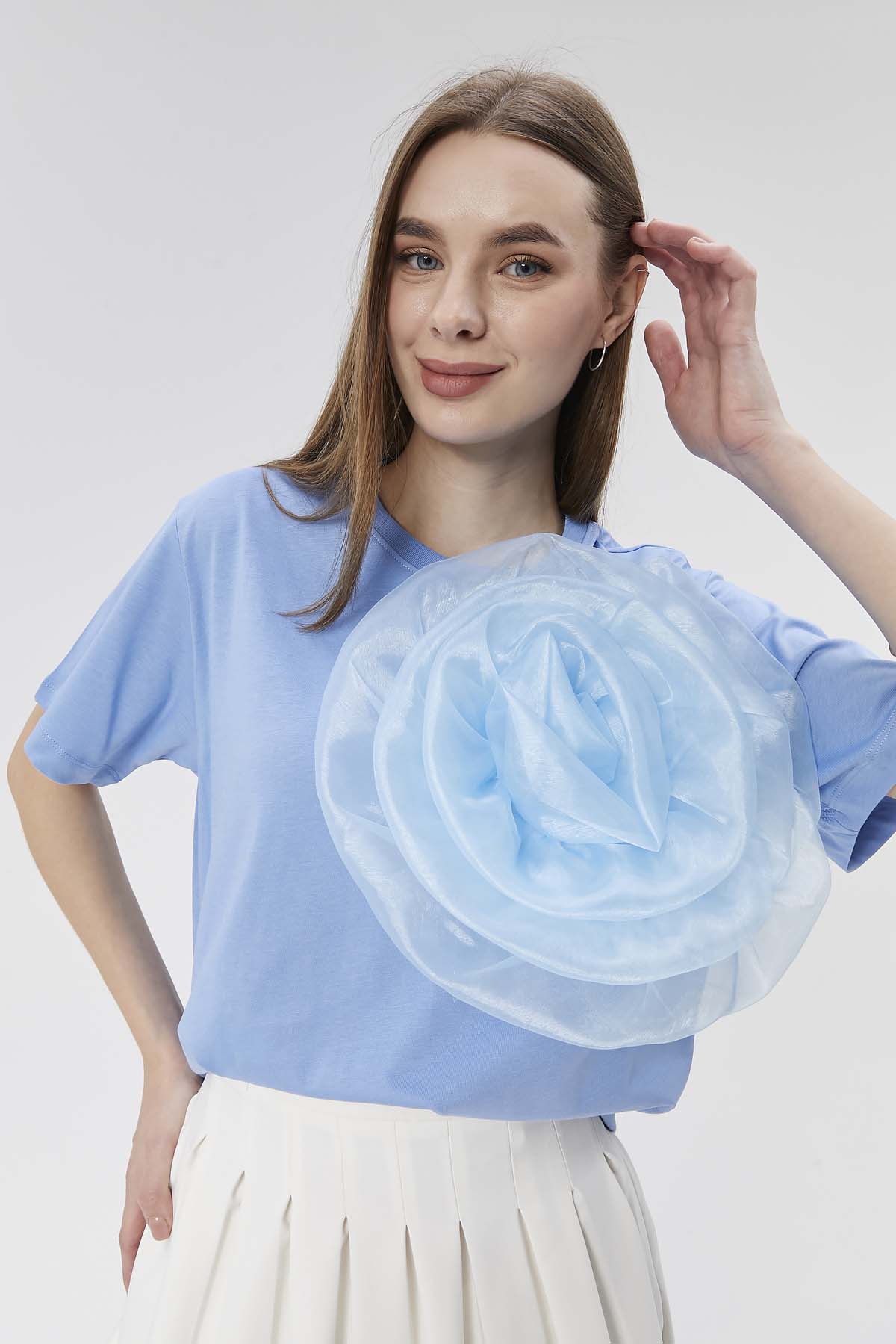 Organze Gül  Aplikeli  Penye Tişört