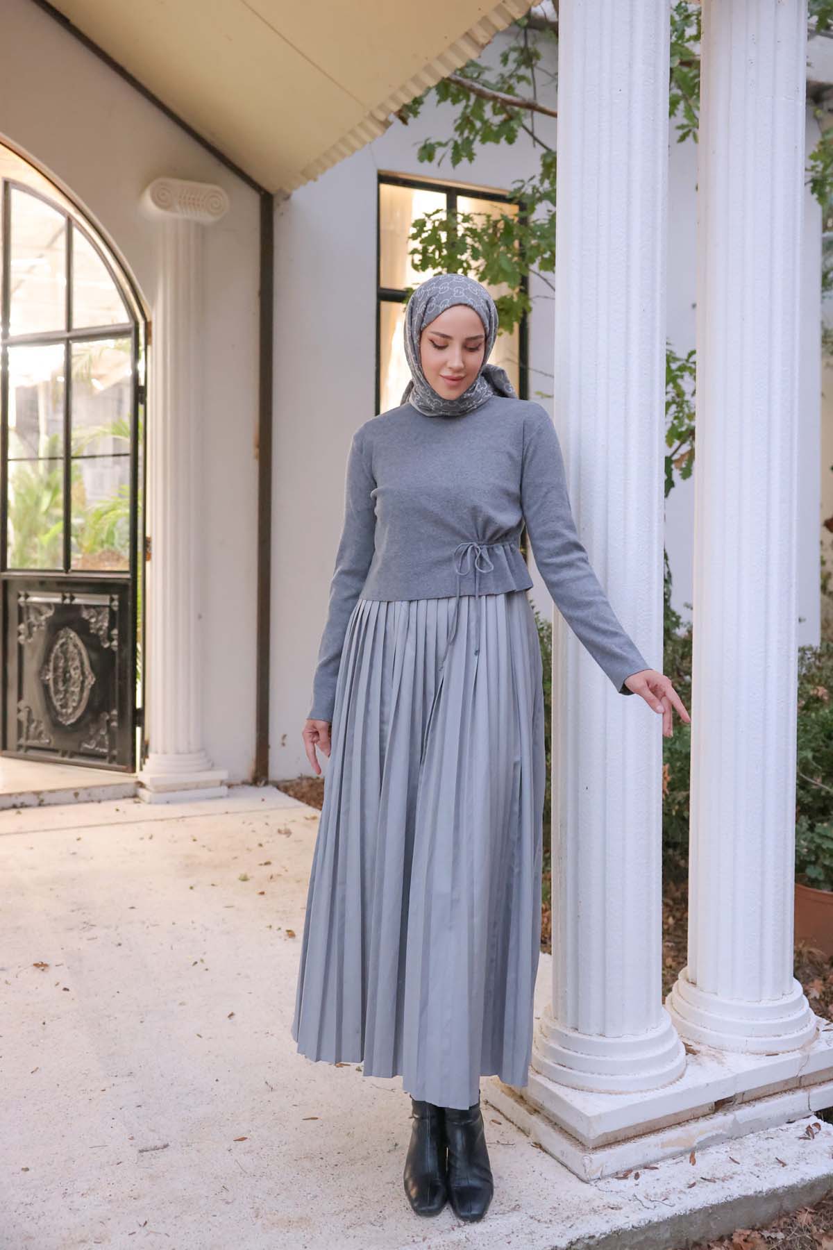 Korspan Kısa Kazak & Pileli Elbise