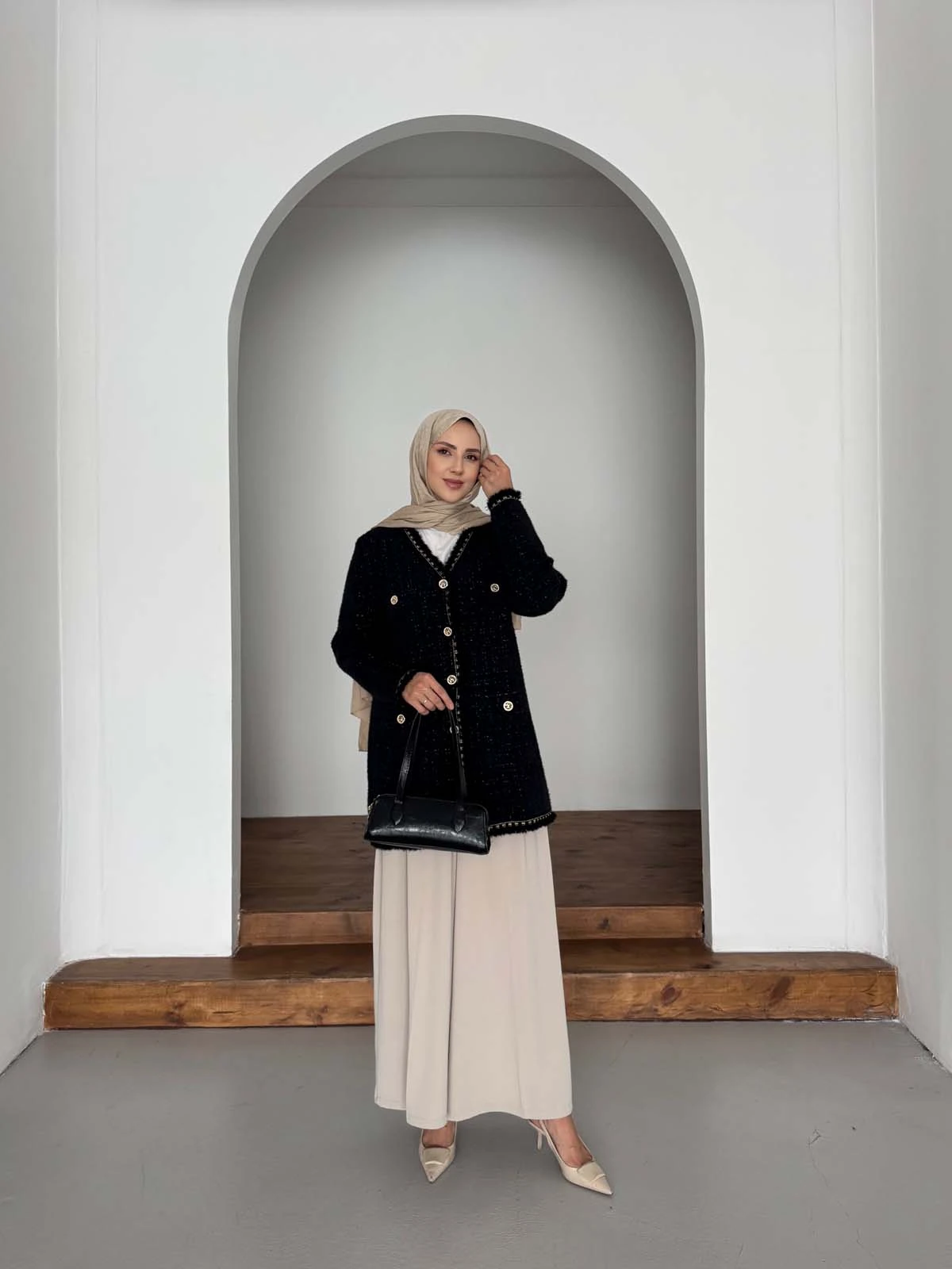 Angora Sim Ve Püskül Detaylı Uzun Hırka