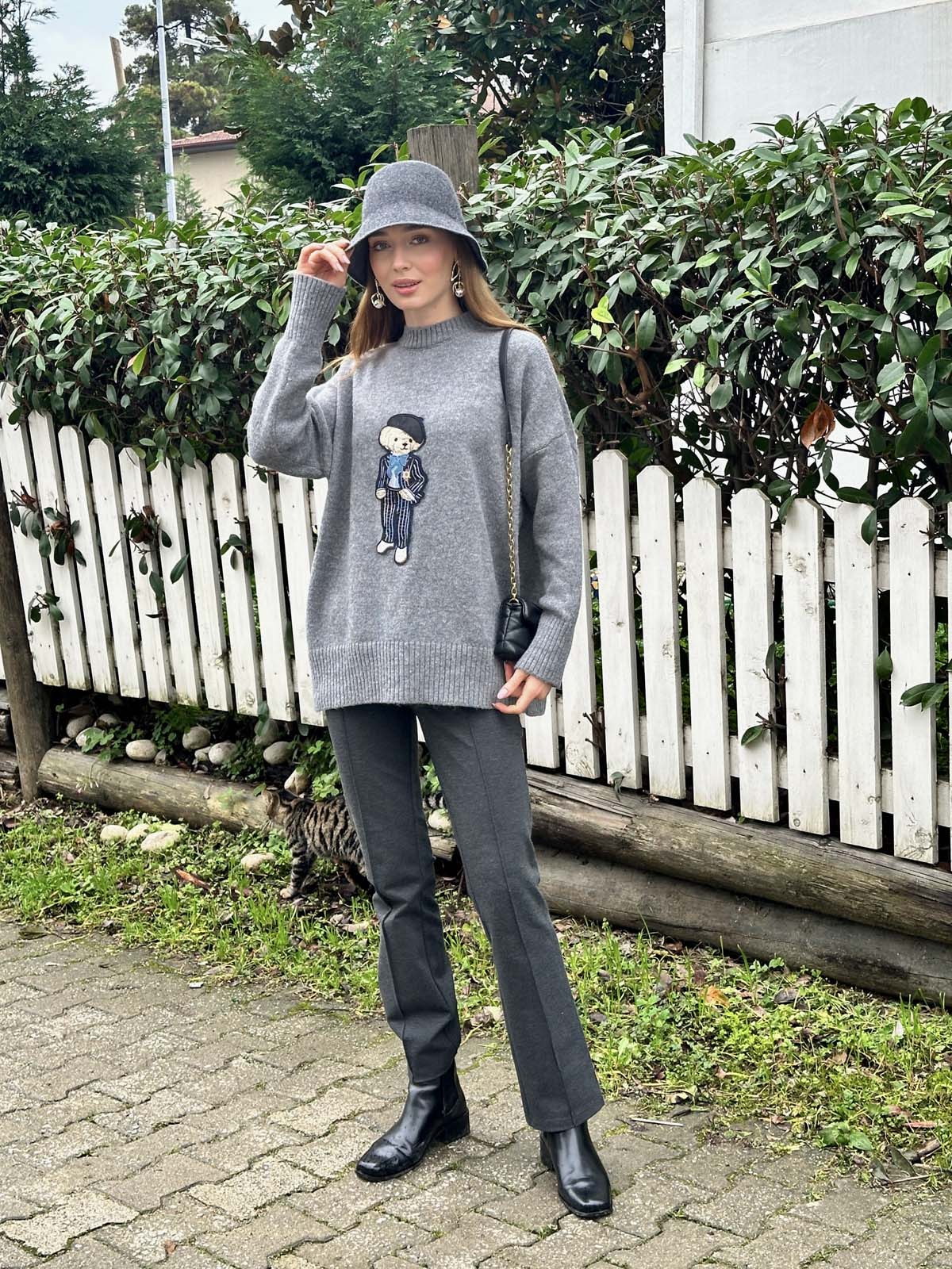 Şardonlu Ayıcık  Desenli Bisiklet Yaka  Kazak