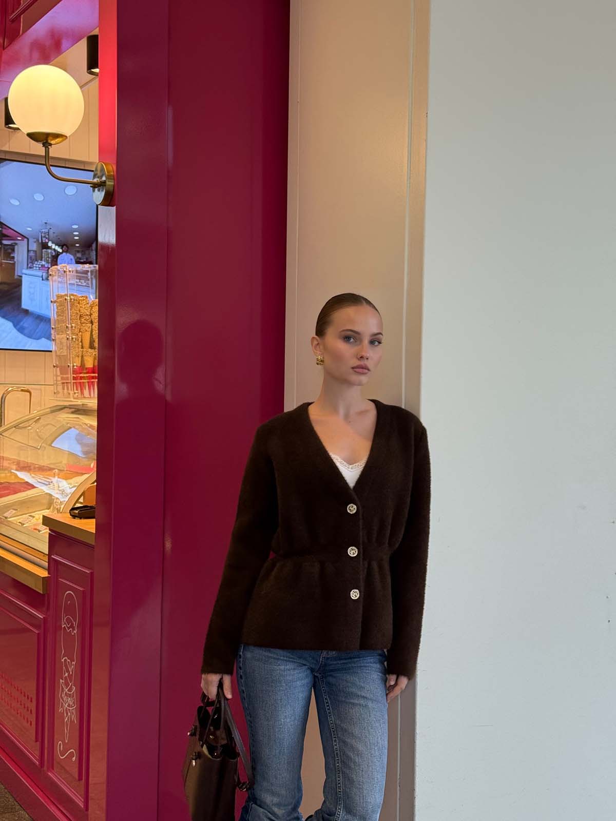 Angora V Yaka Kısa Ceket