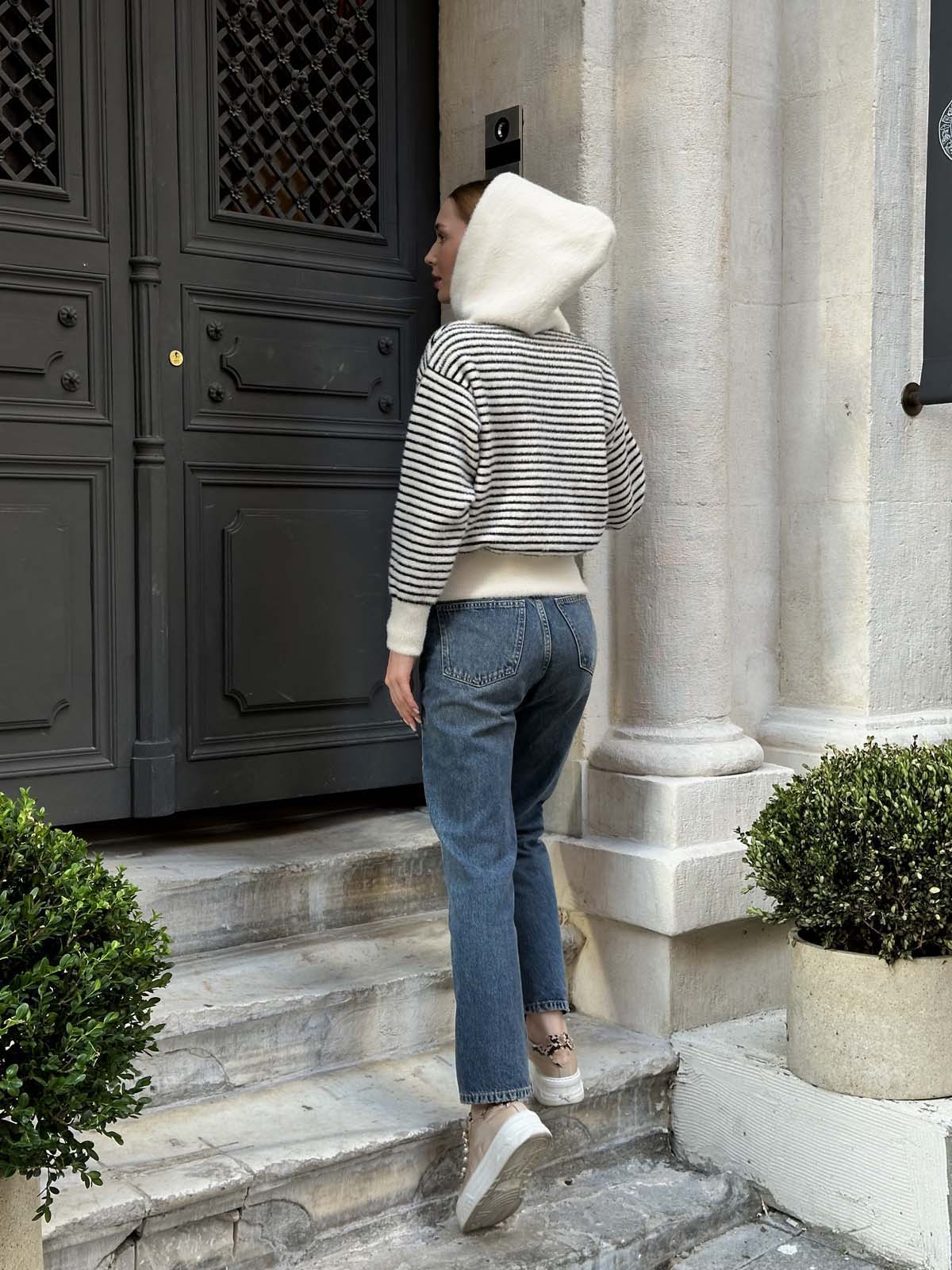 Angora Çizgili Kapşonlu Fermuarlı Hırka