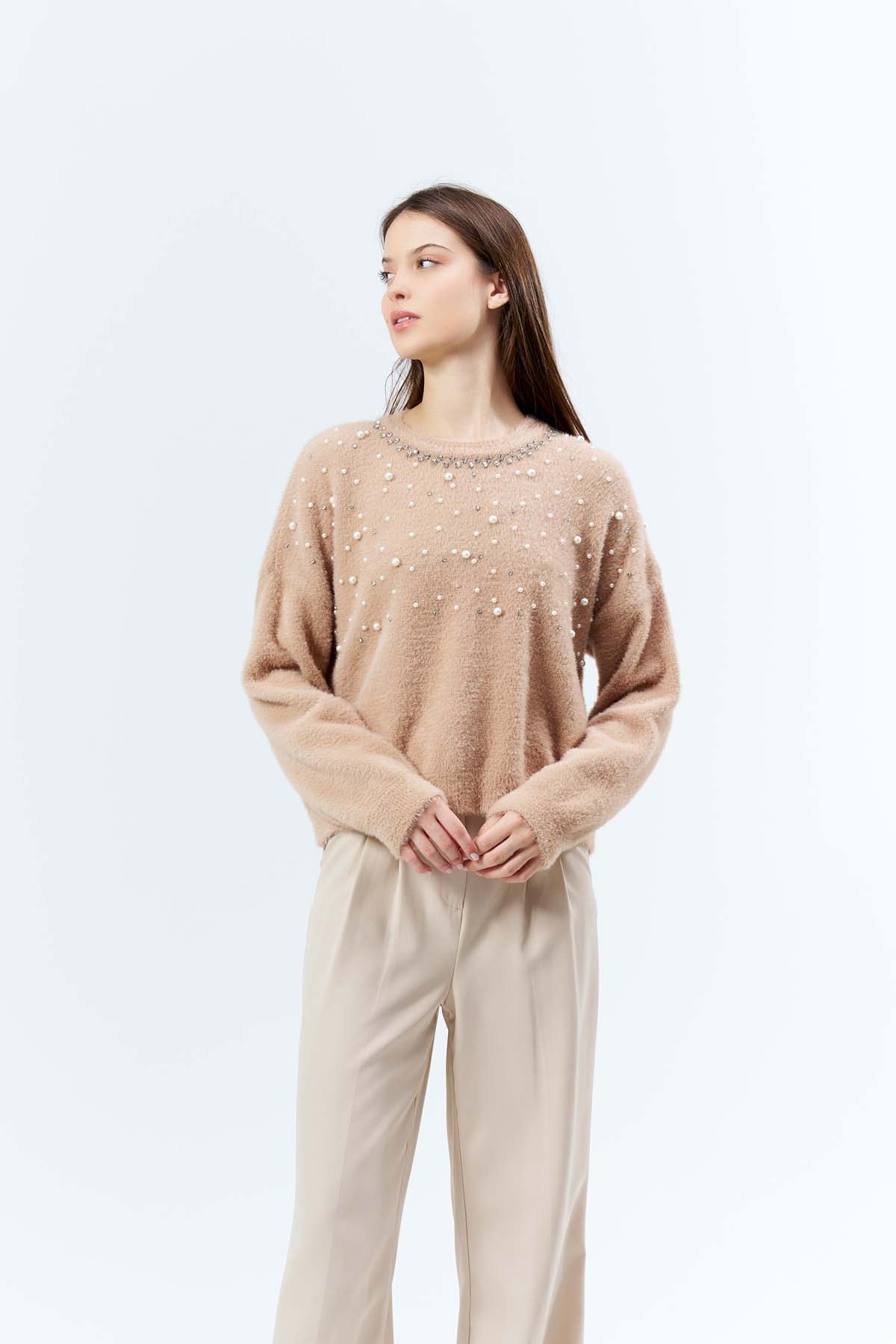 Angora Serpme İncili Yaka Taşlı Kazak