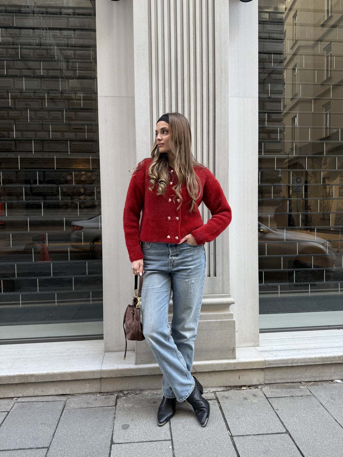 Angora  Yuvarlak Yaka  Kalp Düğmeli Kısa Hırka