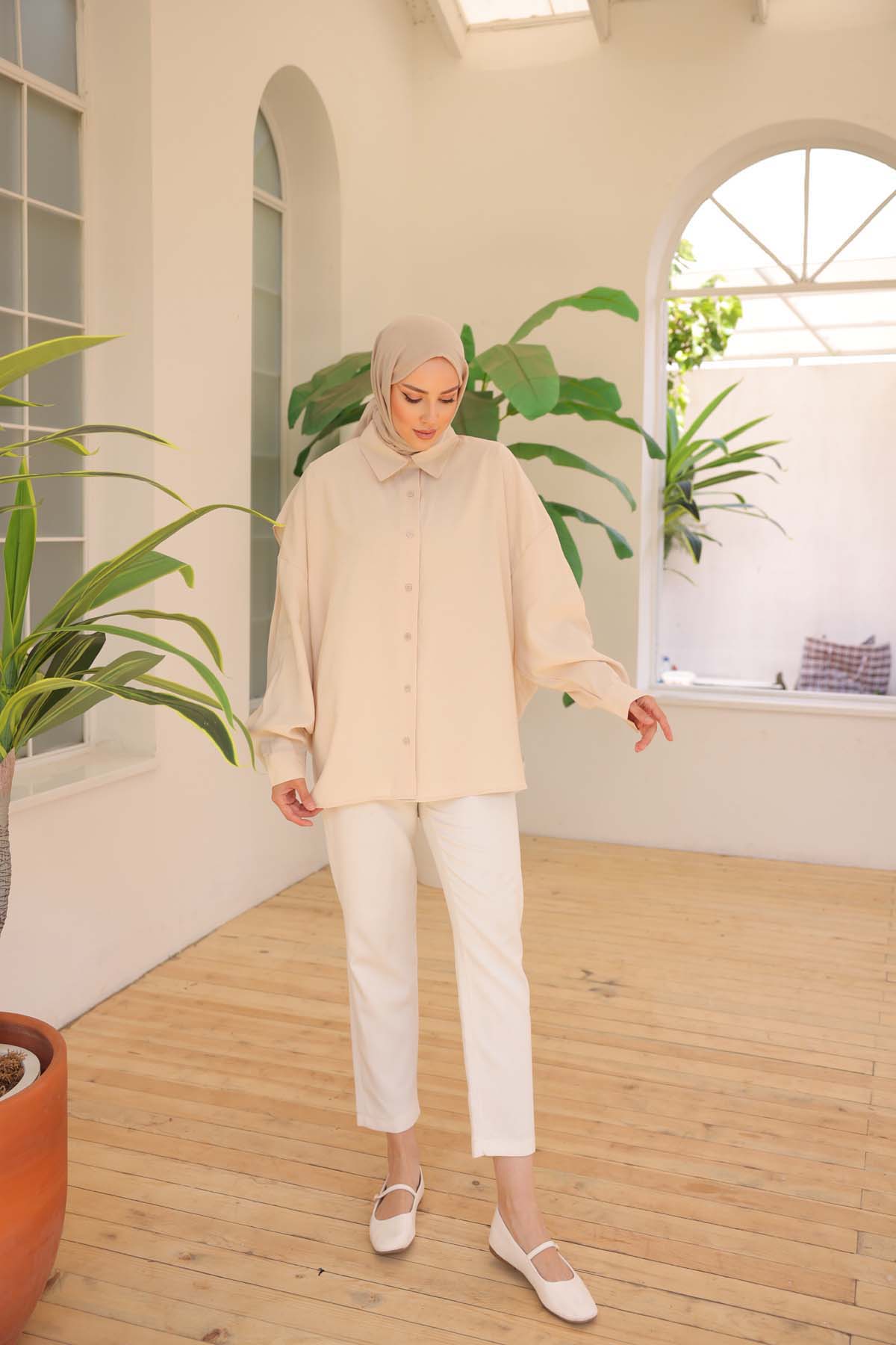 Arkası Çizgili  Önü  Düz  Gömlek