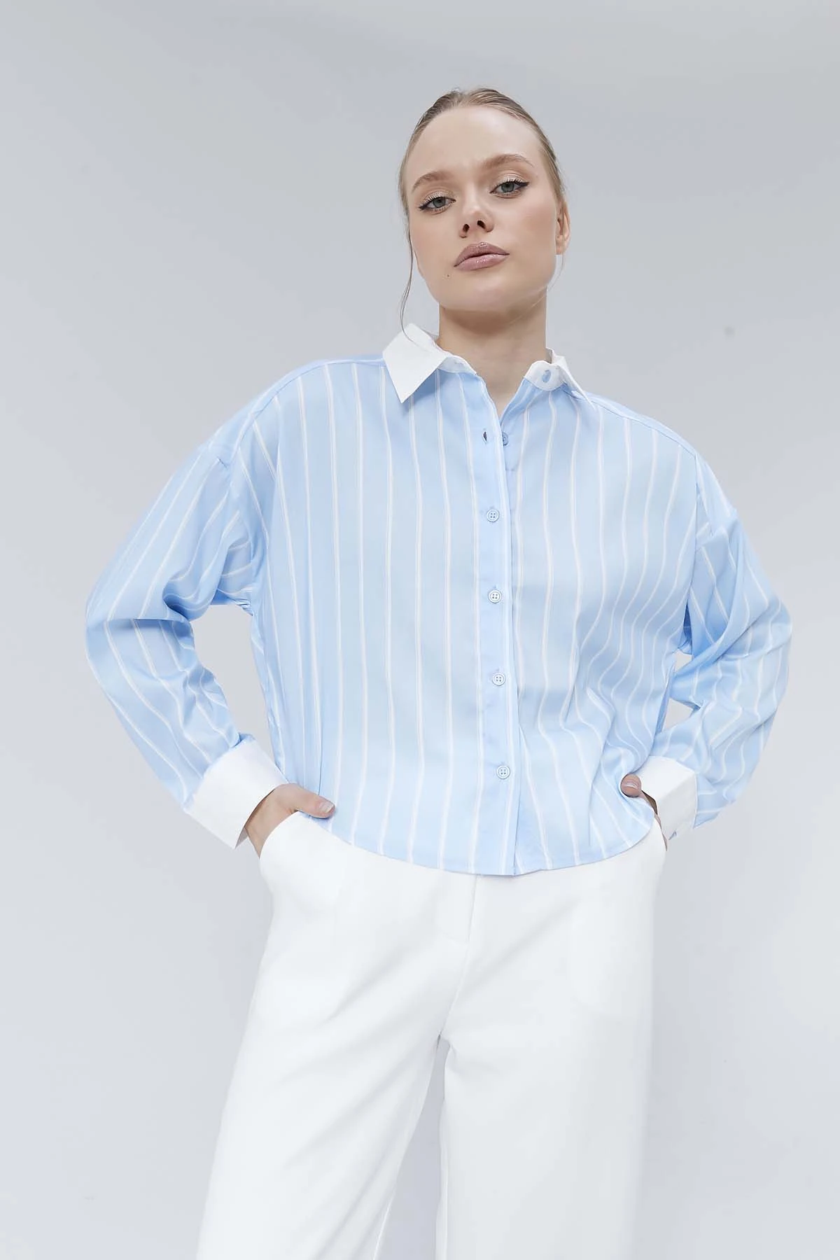 Yakası Düz  Uzun  Kollu  Çizgili  Gömlek