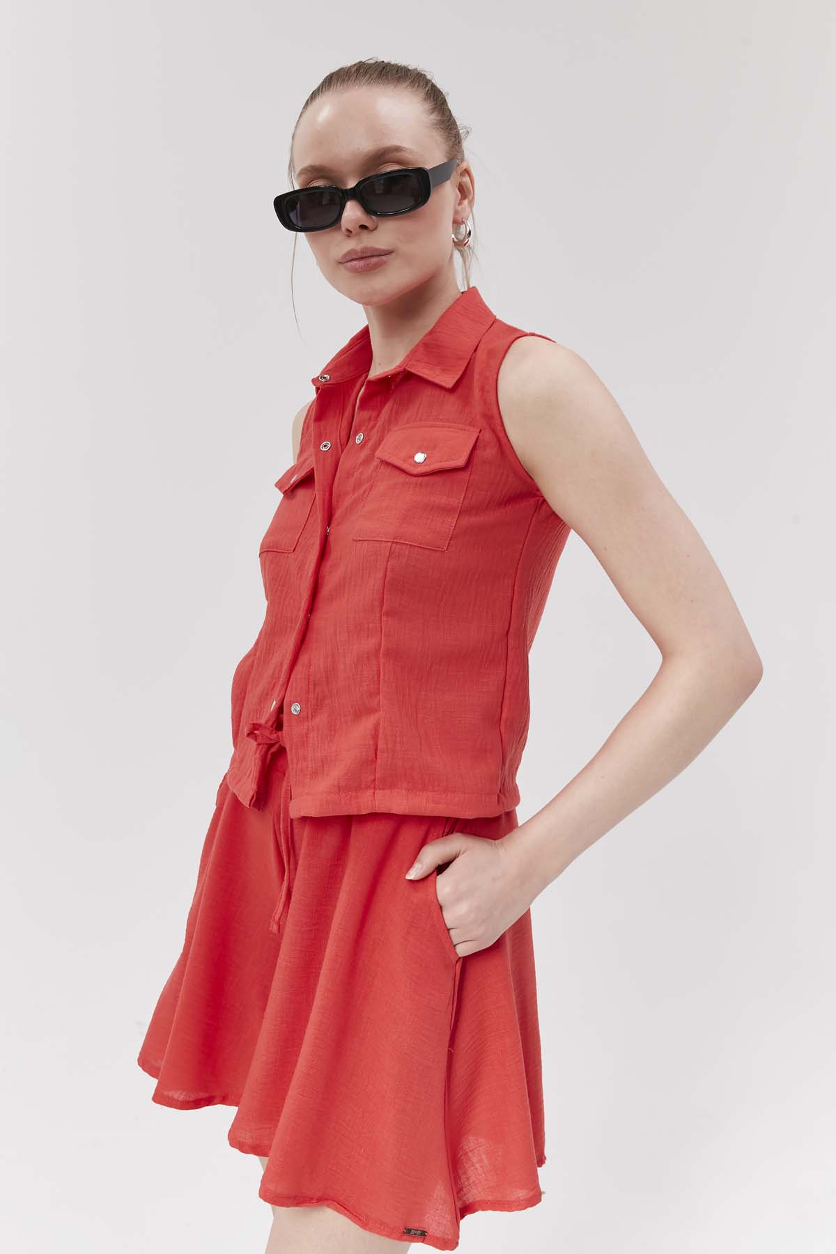 Çift Cepli Çıt Çıt Kapalmalı Sıfır Kol Yelek