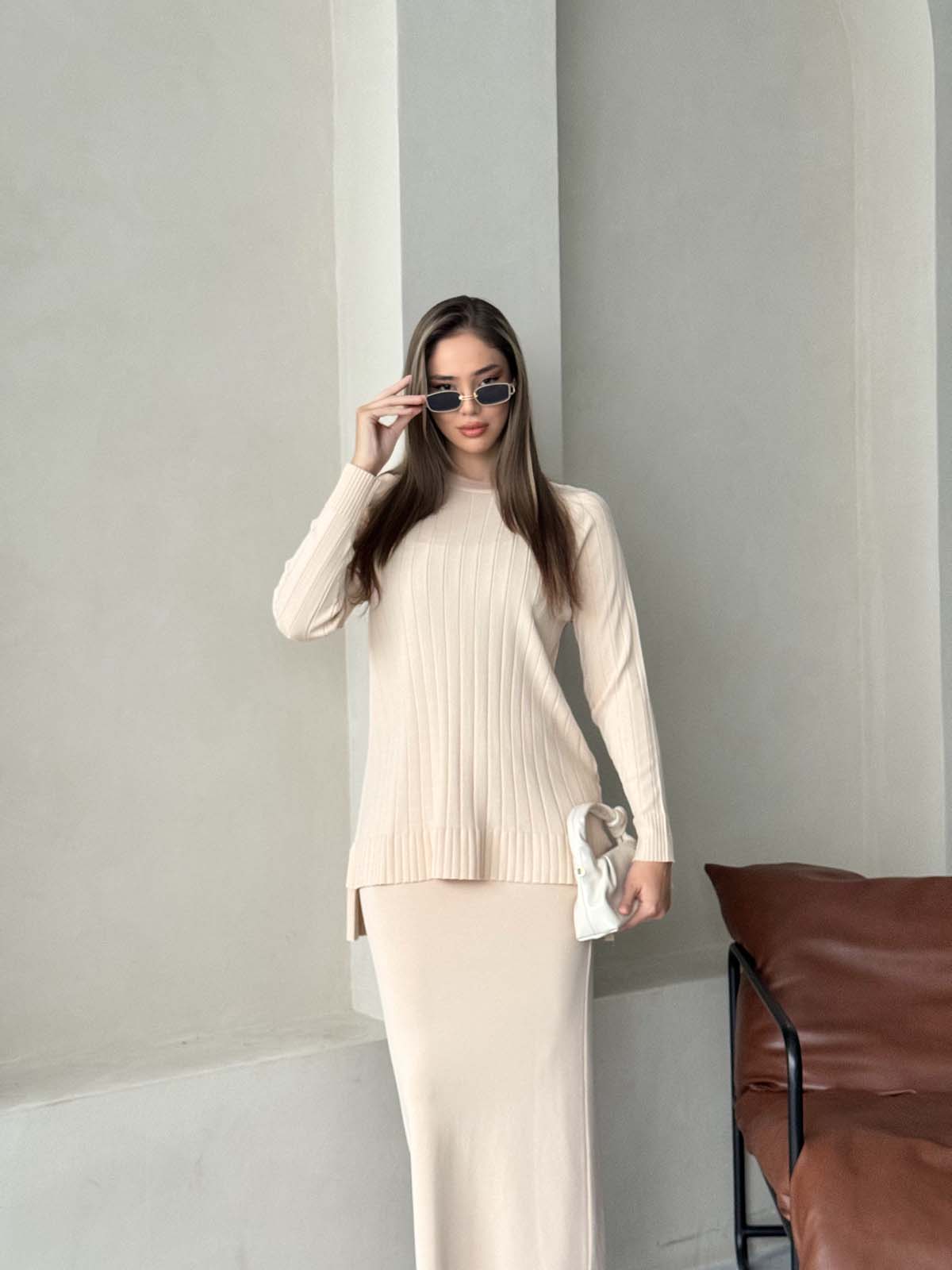 Rayon  Üstü Kalın Fitilli Balık Etekli  İkili  Takım