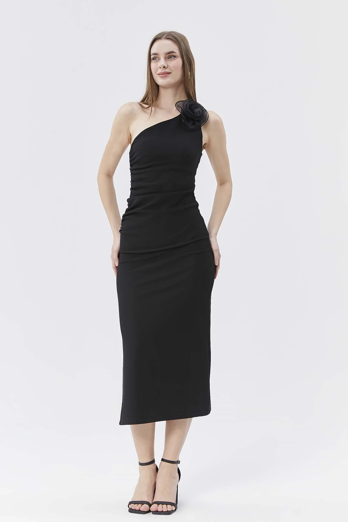 Yanı Büzgülü  Tek Omuz  Elbise