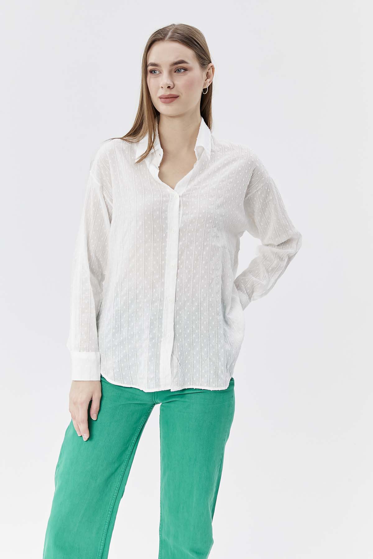 Büyük Puantiyeli Brode Gömlek