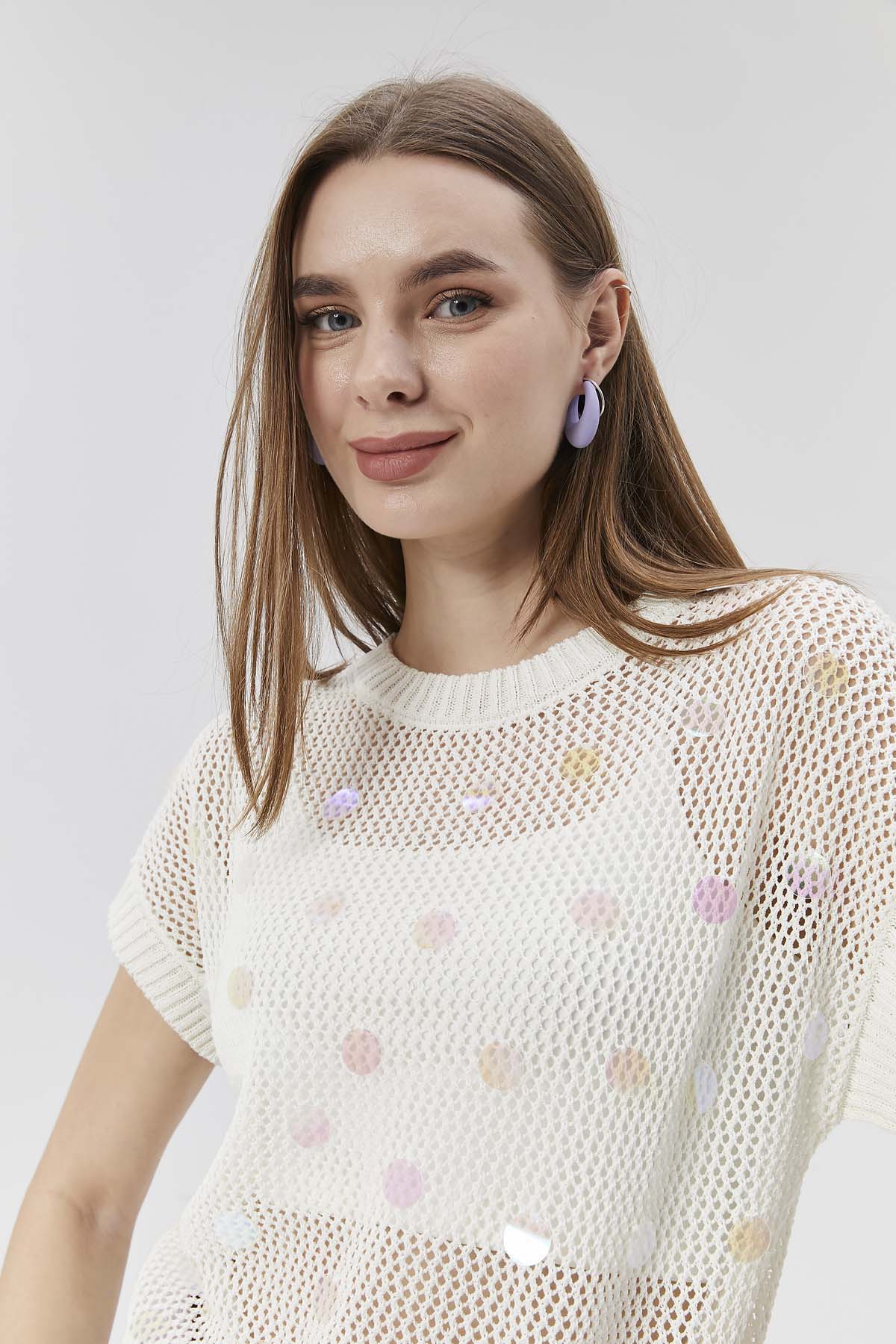 Ajurlu Pul Detaylı Süveter Bluz Crop Atlet