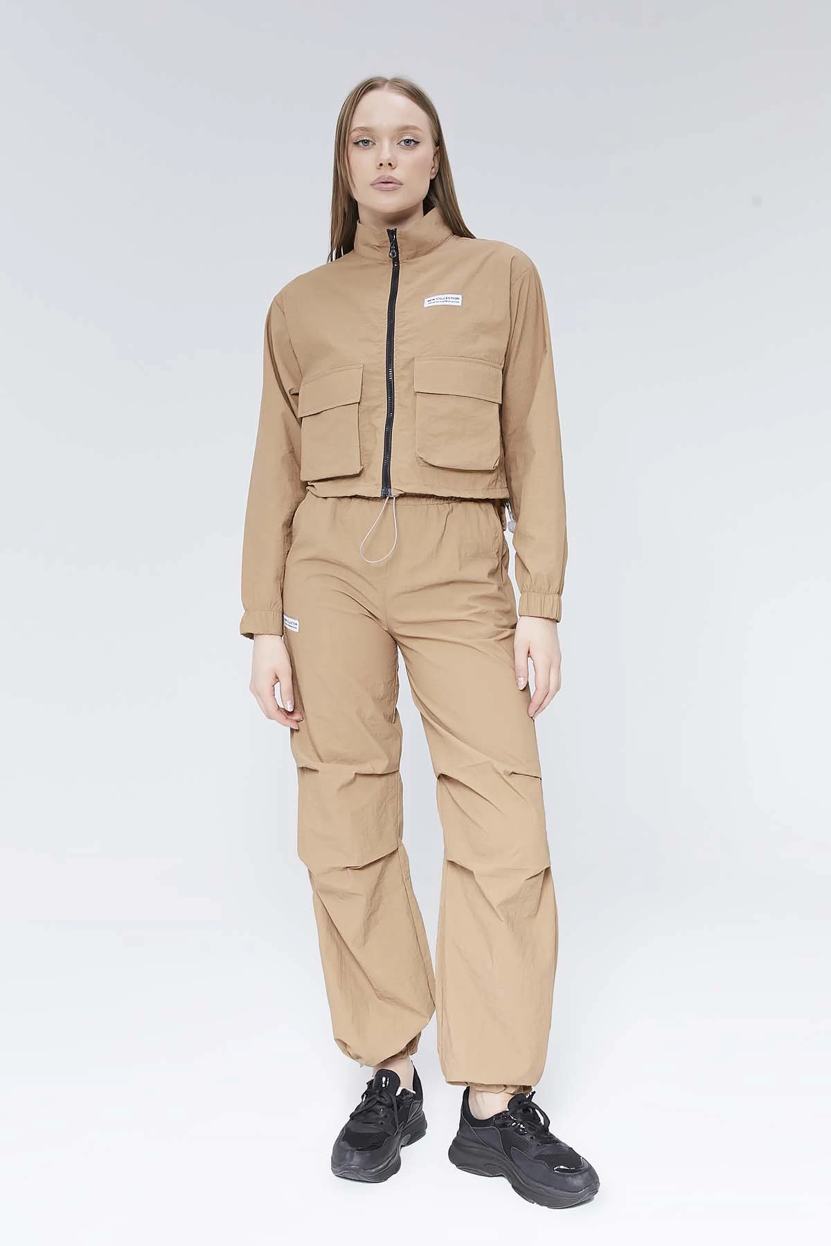 Paraşüt Kumaş Eşofman Takımı