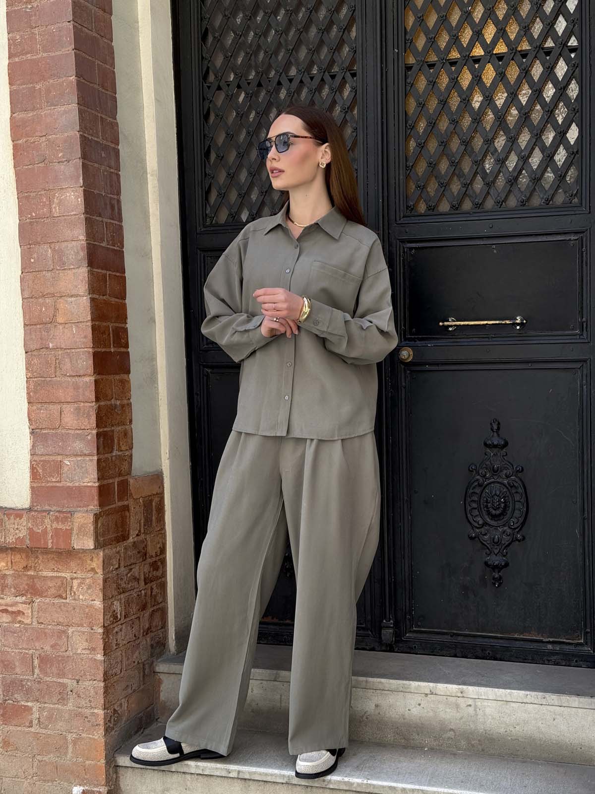 Cepli Düğmeli  Uzun Kolu   Gömlek