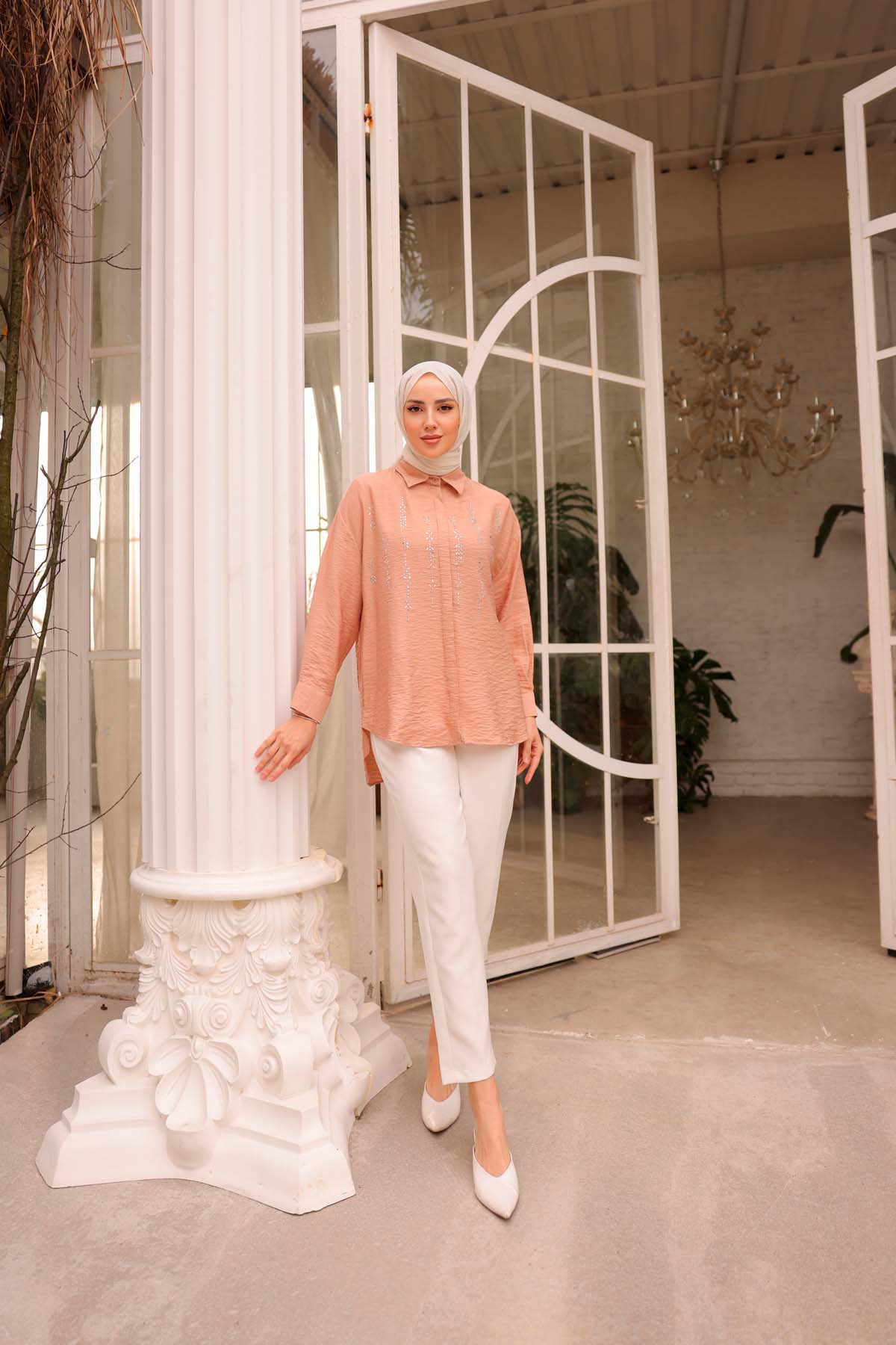 Önü Taşlı Gömlek