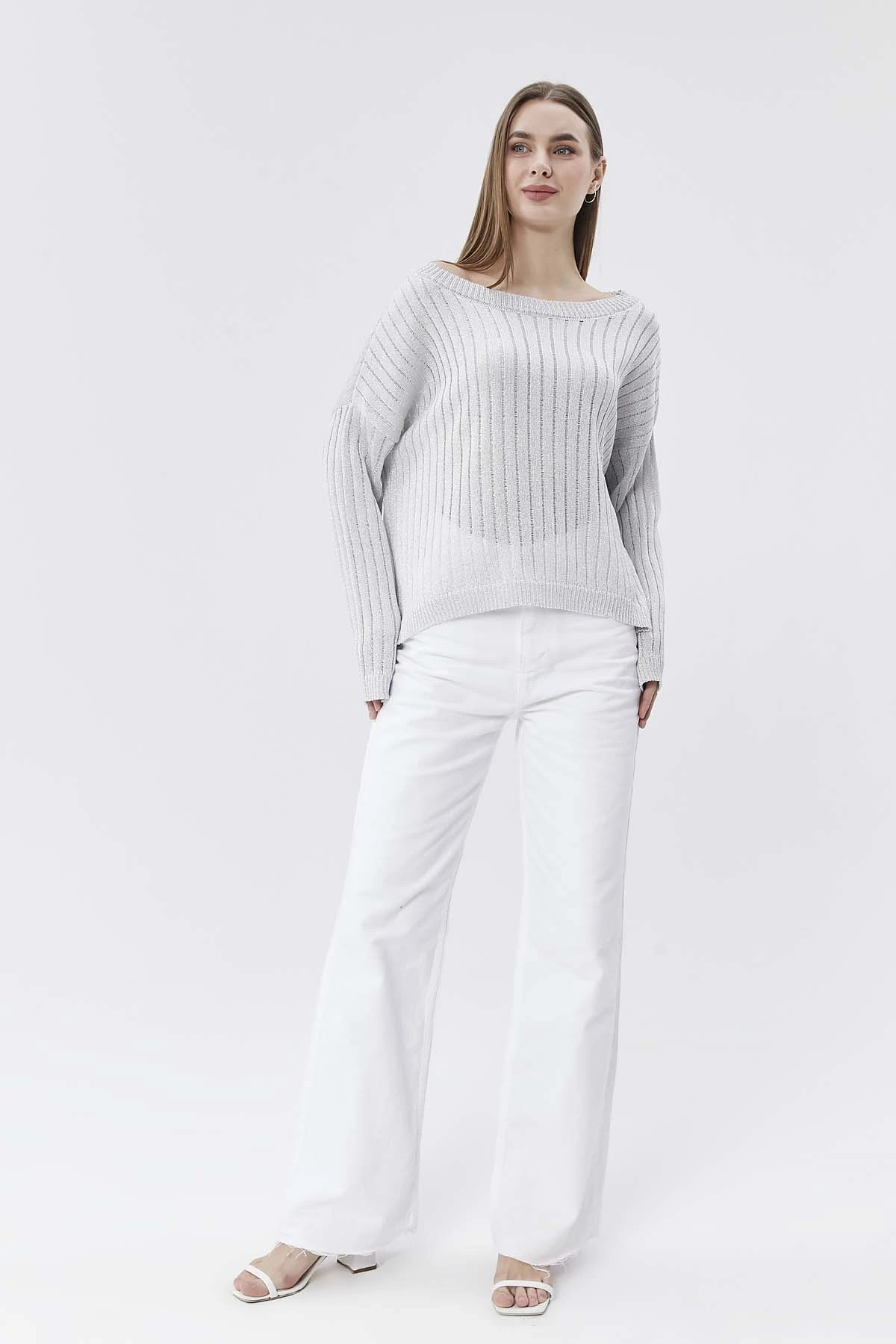 Simli Atlatmalı Kazak