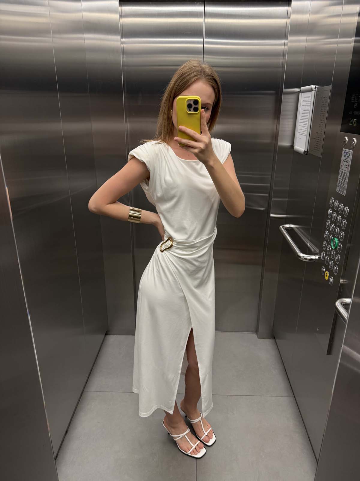 VATKALI BELİ TOKALI ELBİSE