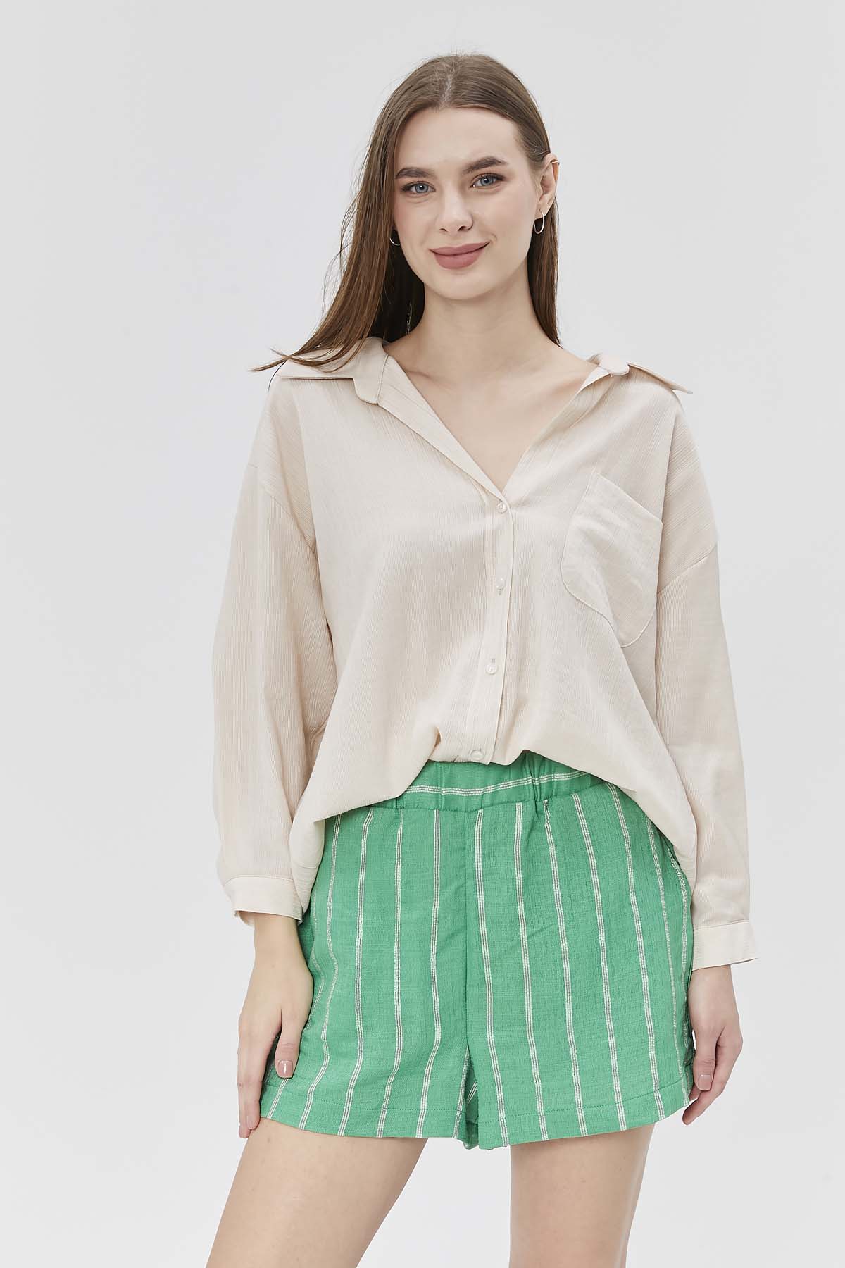 Geniş Kalıp Cepli Gömlek