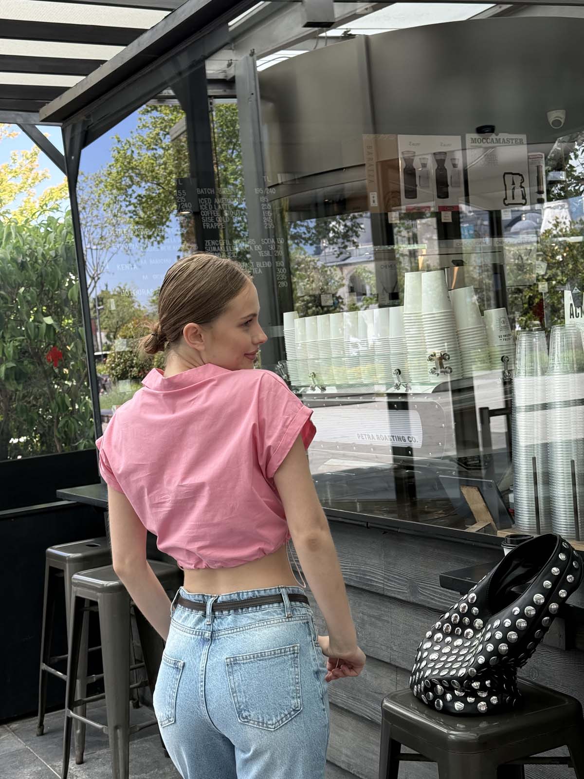 Düz  Beli Lastikli  Gömlek