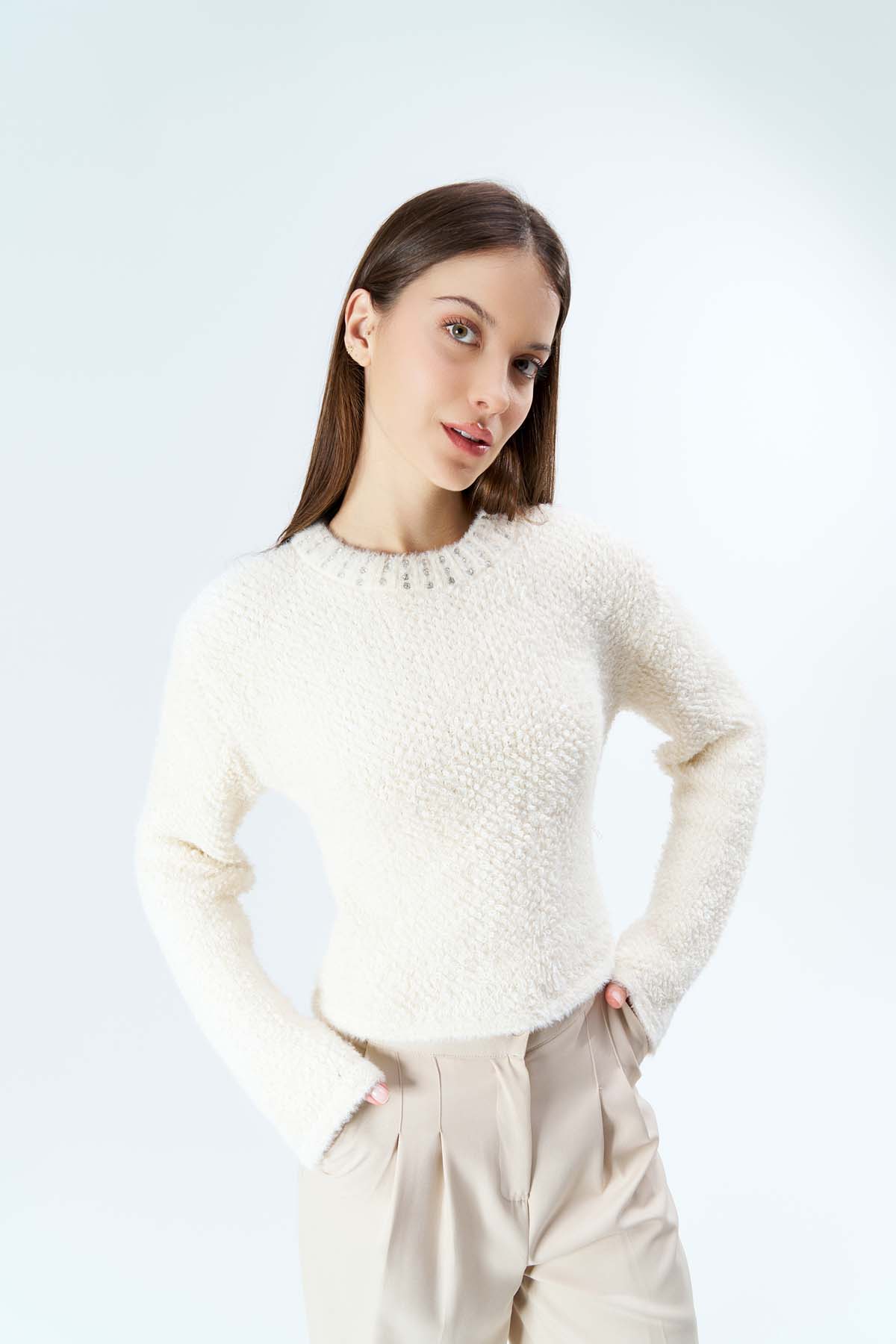 Angora Taş Detaylı Crop Kazak