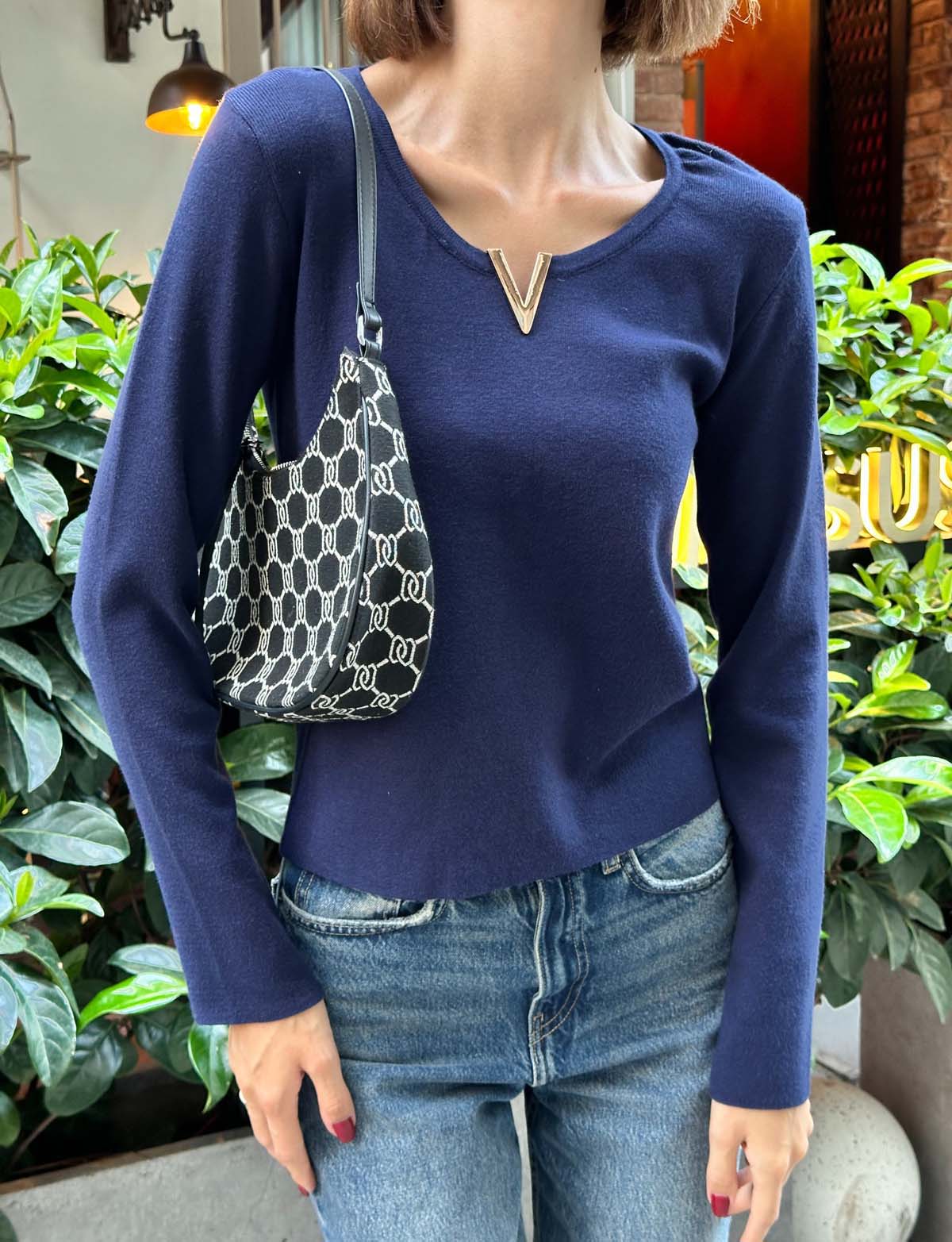 Korspan Düz V Broşlu Badi