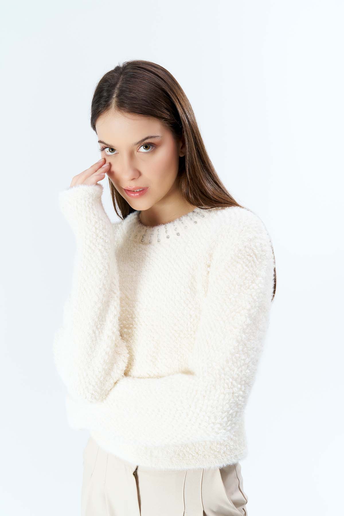 Angora Taş Detaylı Crop Kazak