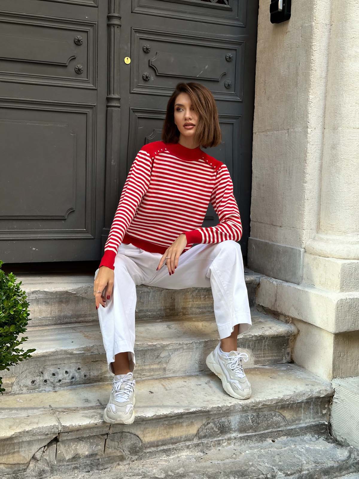 Korsman Kolevi Ve Omuzları İncili Badi