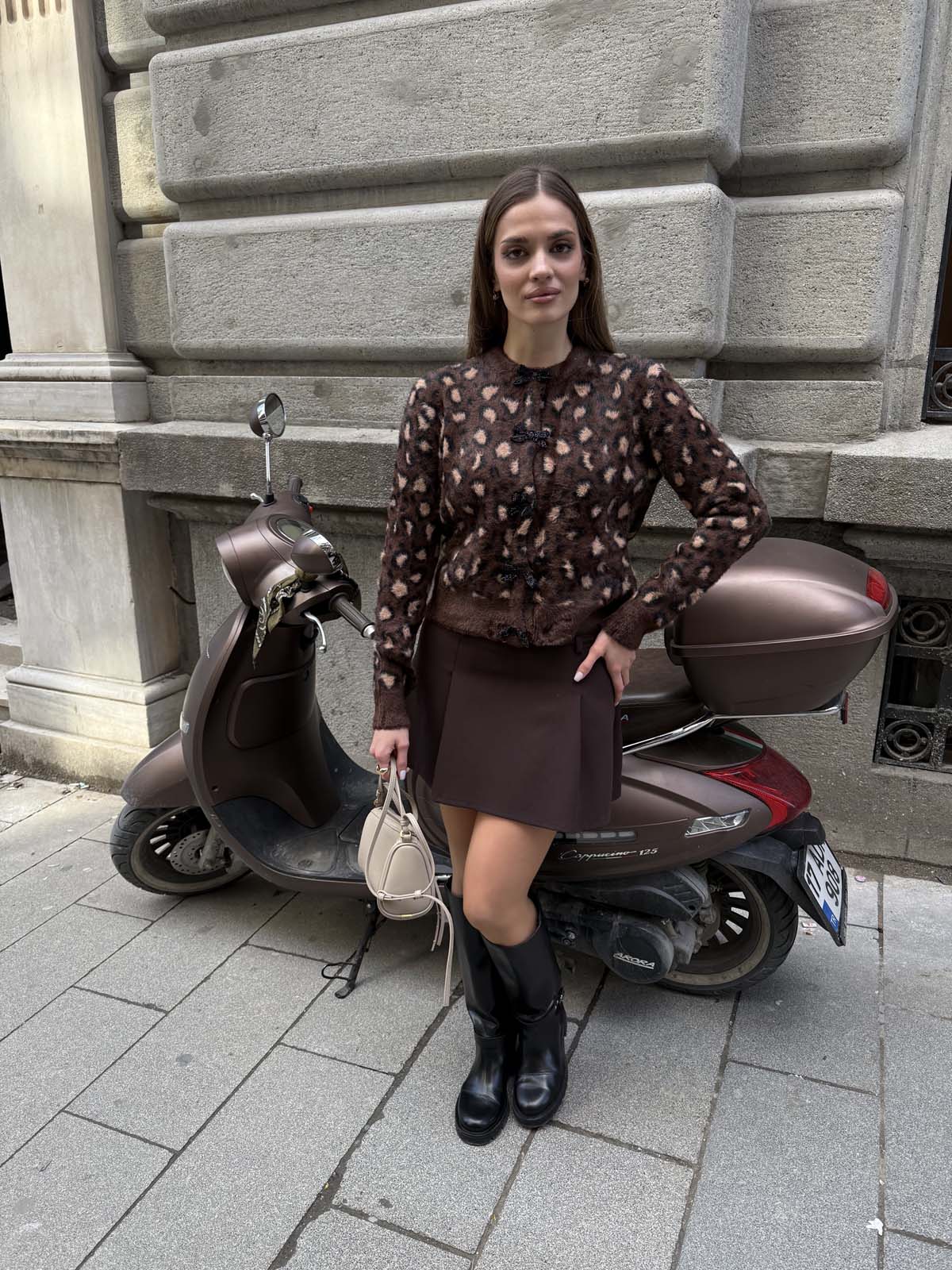 Angora Leoparlı Kısa Çıtçıtlı Ceket