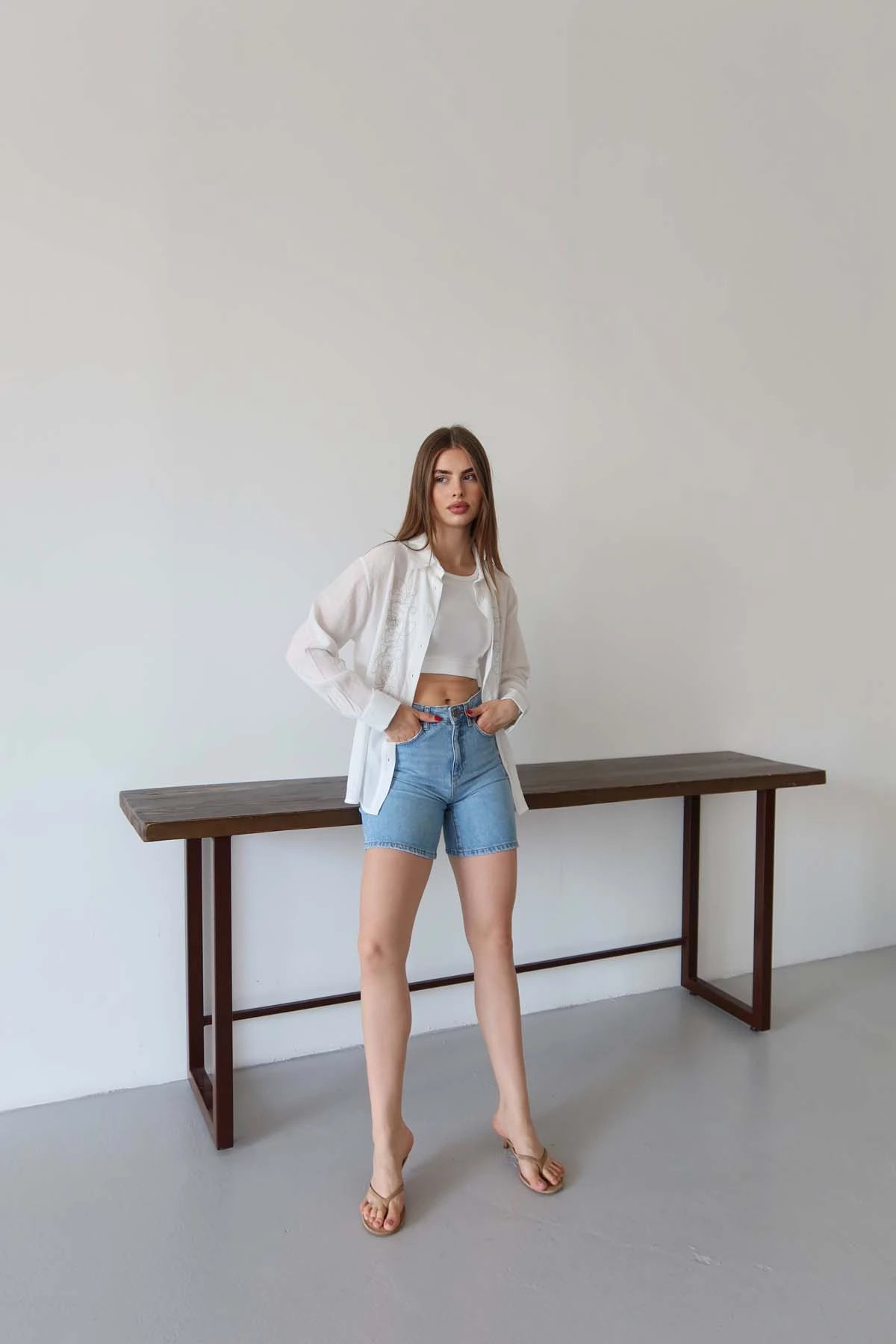 ZİNCİR NAKIŞLI GÖMLEK