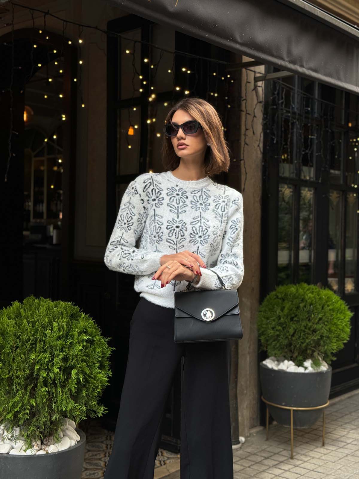 Angora Çiçekli Kısa Kazak