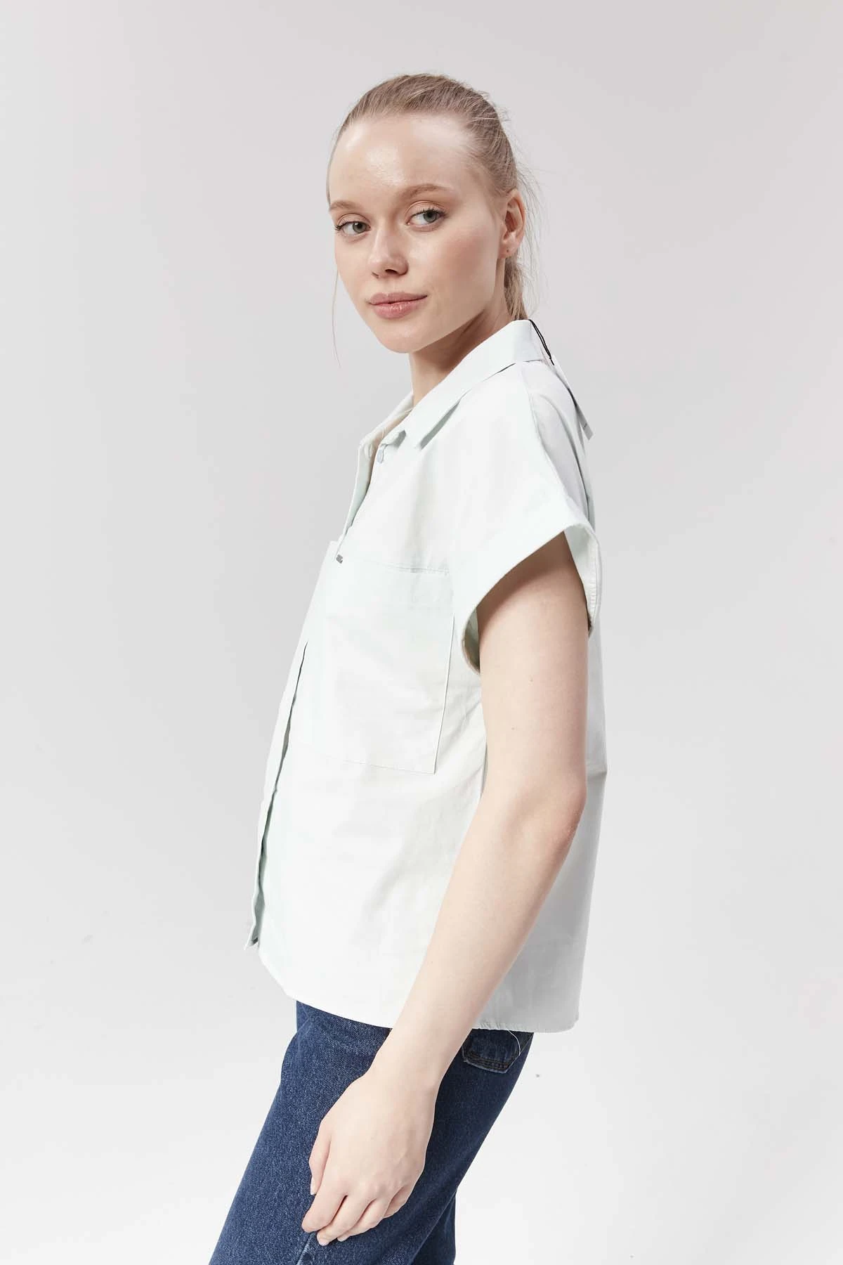 Çift Cepli  Kısa Kollu  Gömlek