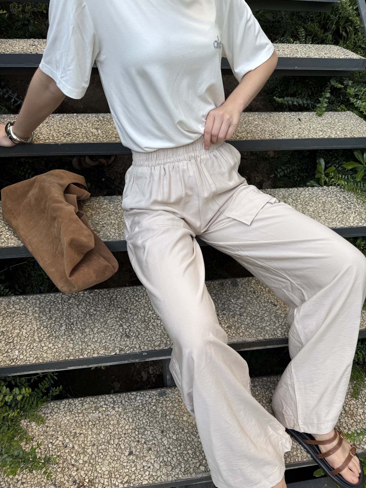 BELİ LASTİKLİ PANTOLON