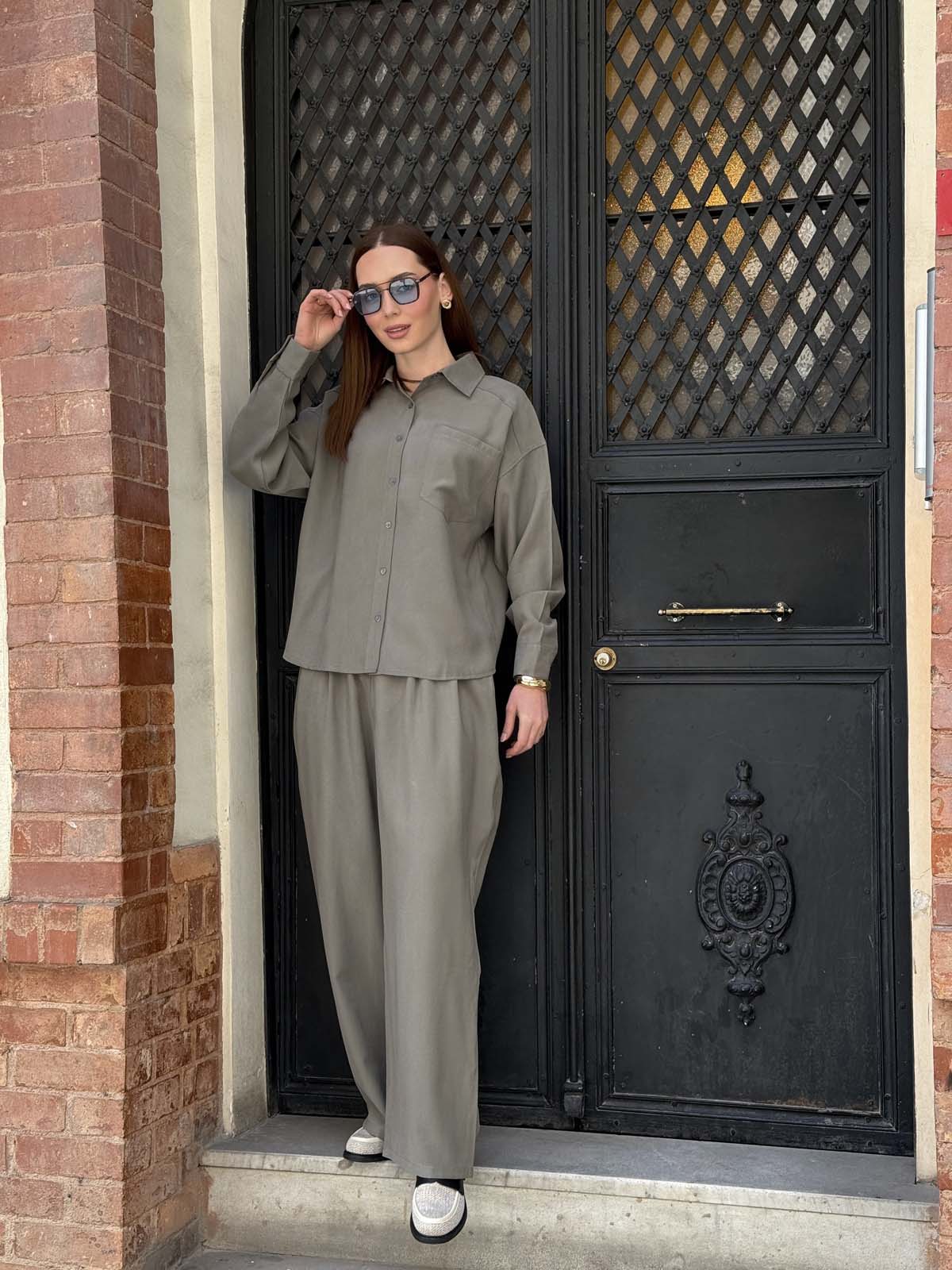 Cepli Düğmeli  Uzun Kolu   Gömlek