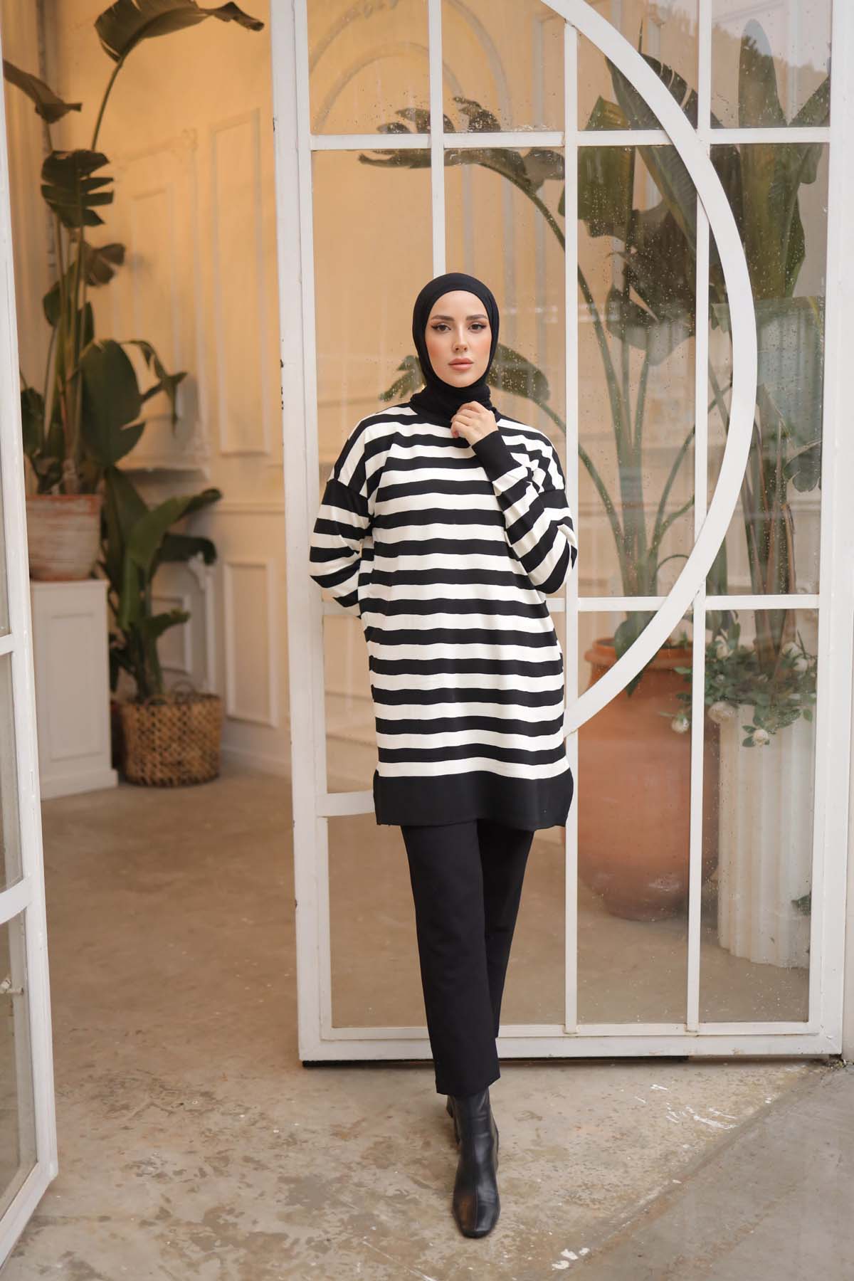 Soğuk Tuşe Çizgili Bisiklet Yaka Tunik