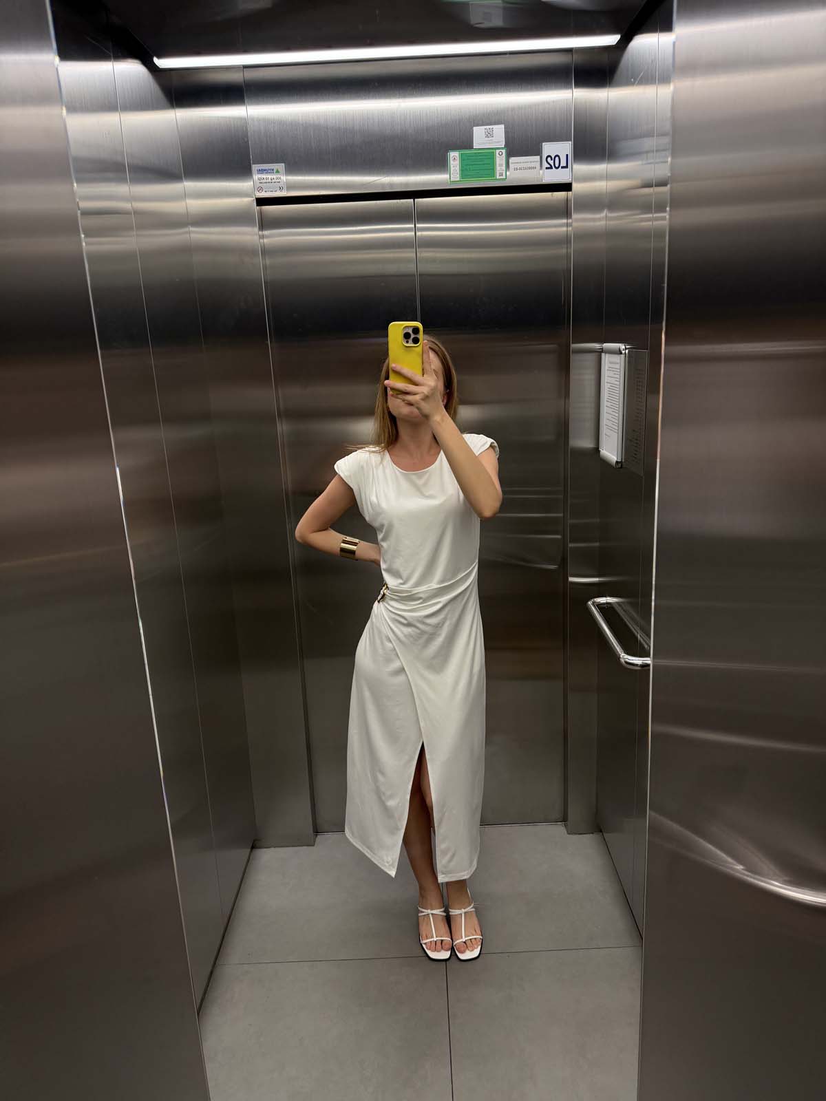 VATKALI BELİ TOKALI ELBİSE