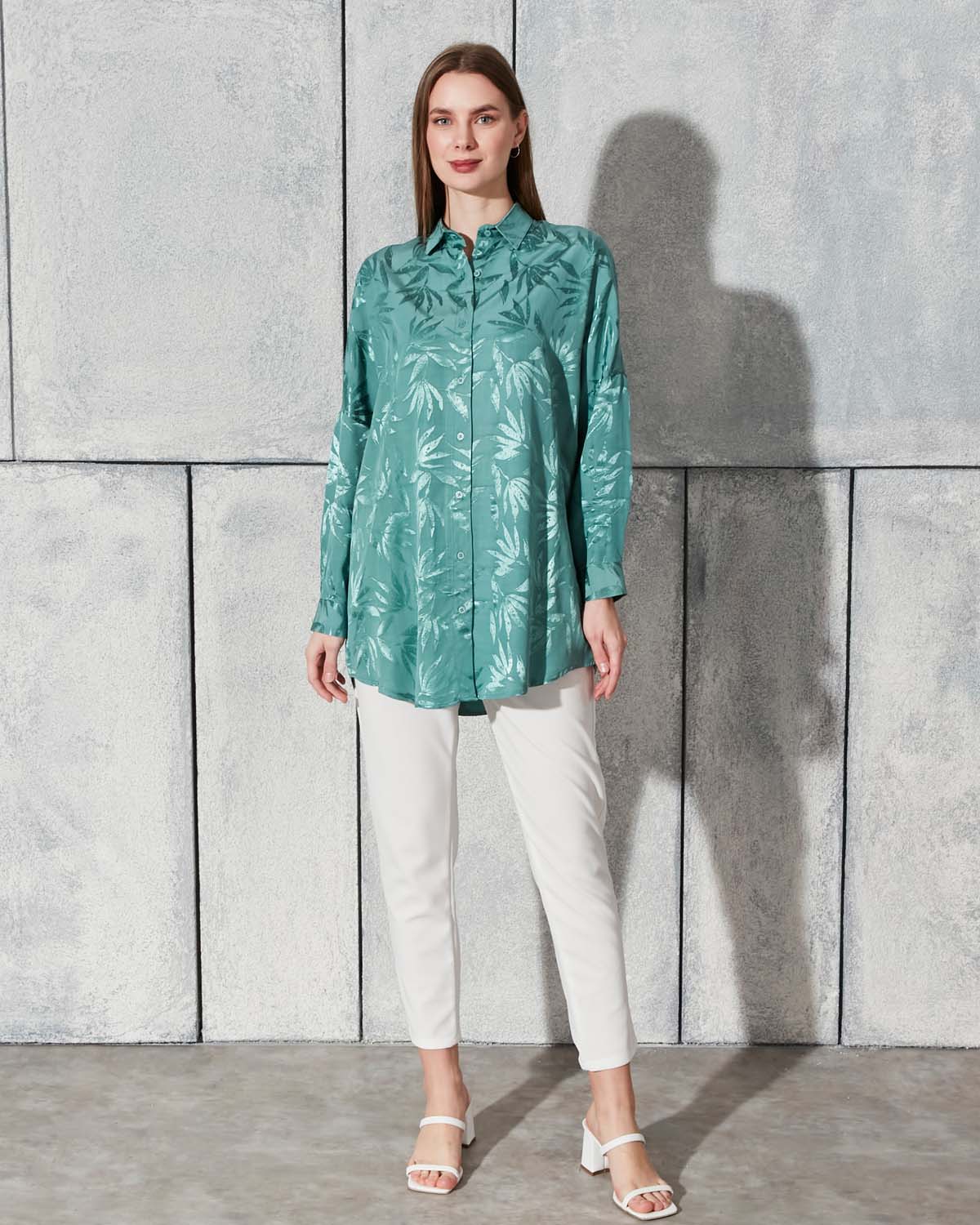 Jakarlı Saten Gömlek