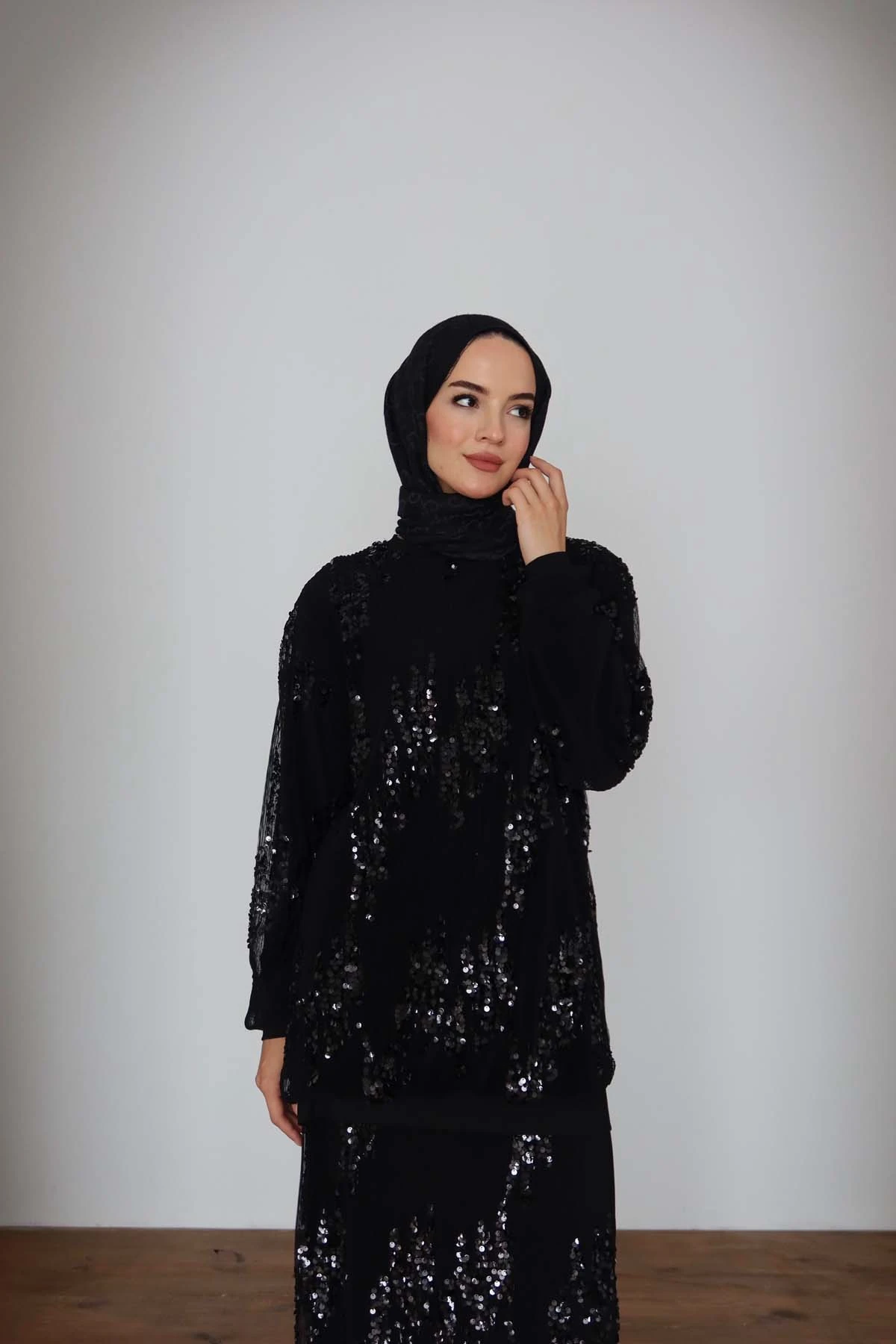 Pullu Tüllü  Uzun Tunik