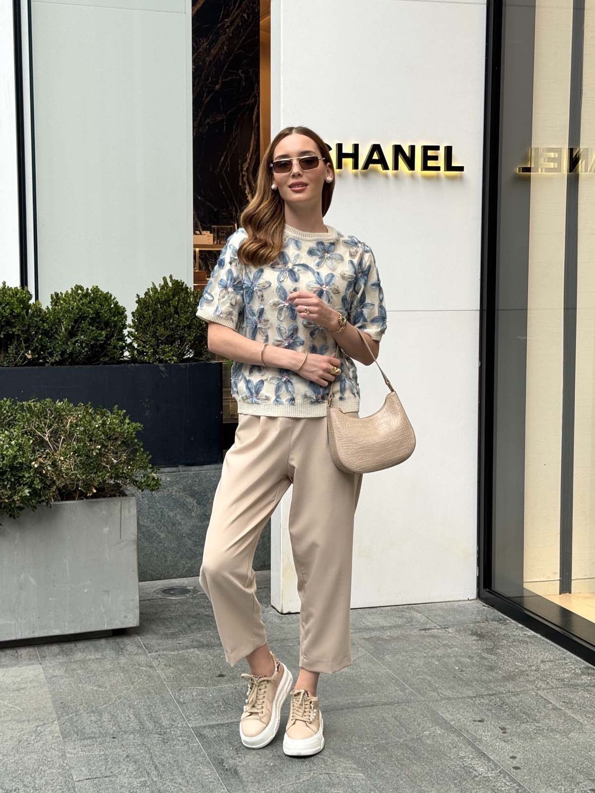 Pamuk Papatyalı Kumaşlı Kısa Kollu Kazak