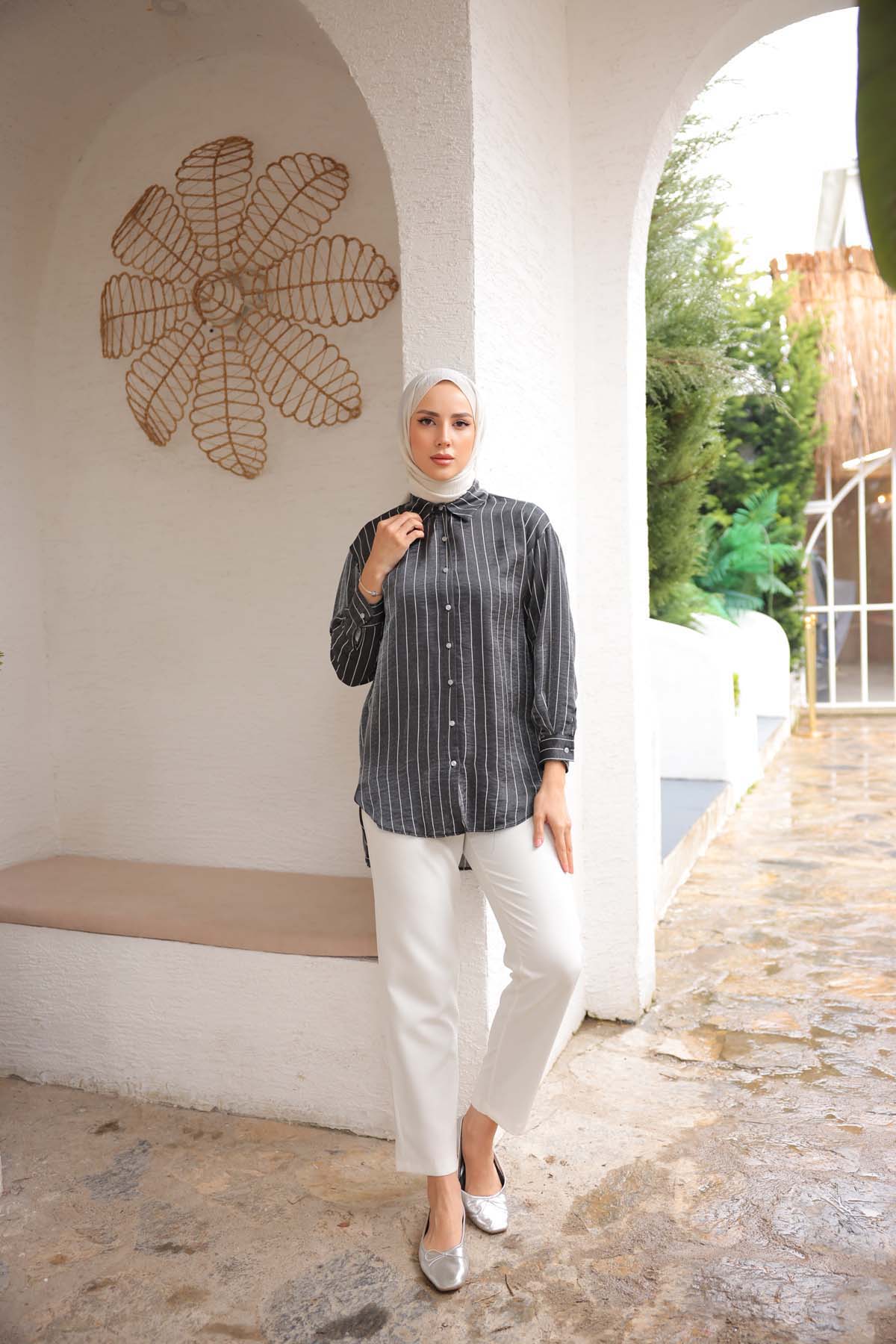 Çizgili Saten Gömlek