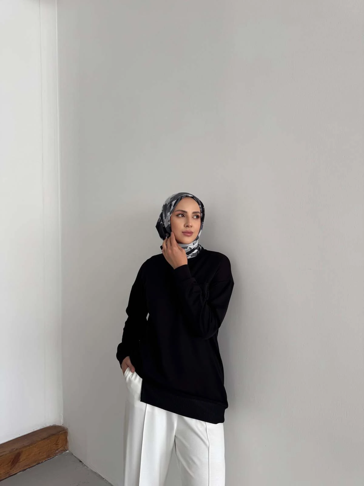 Kapitone Cepli Minimal Kadın Sweatshirt