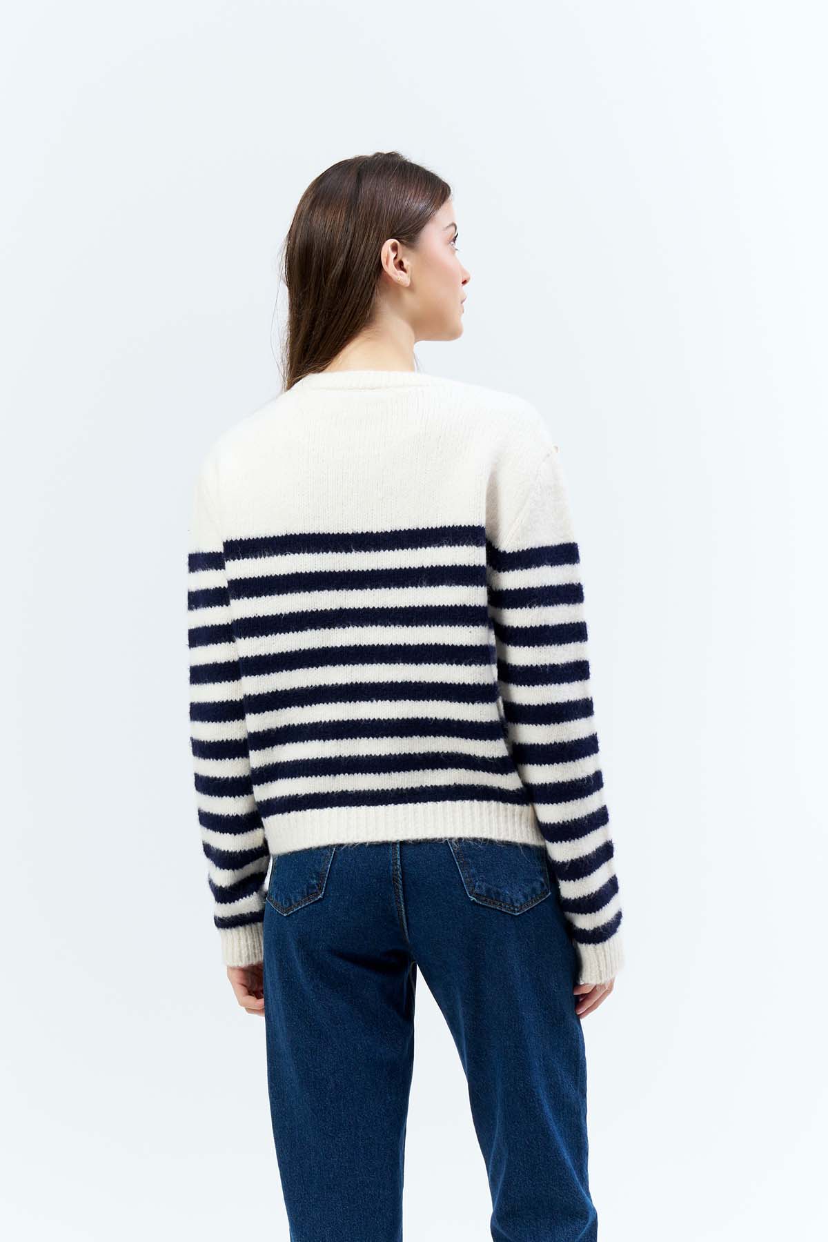 Omuz Düğme Detaylı Kazak