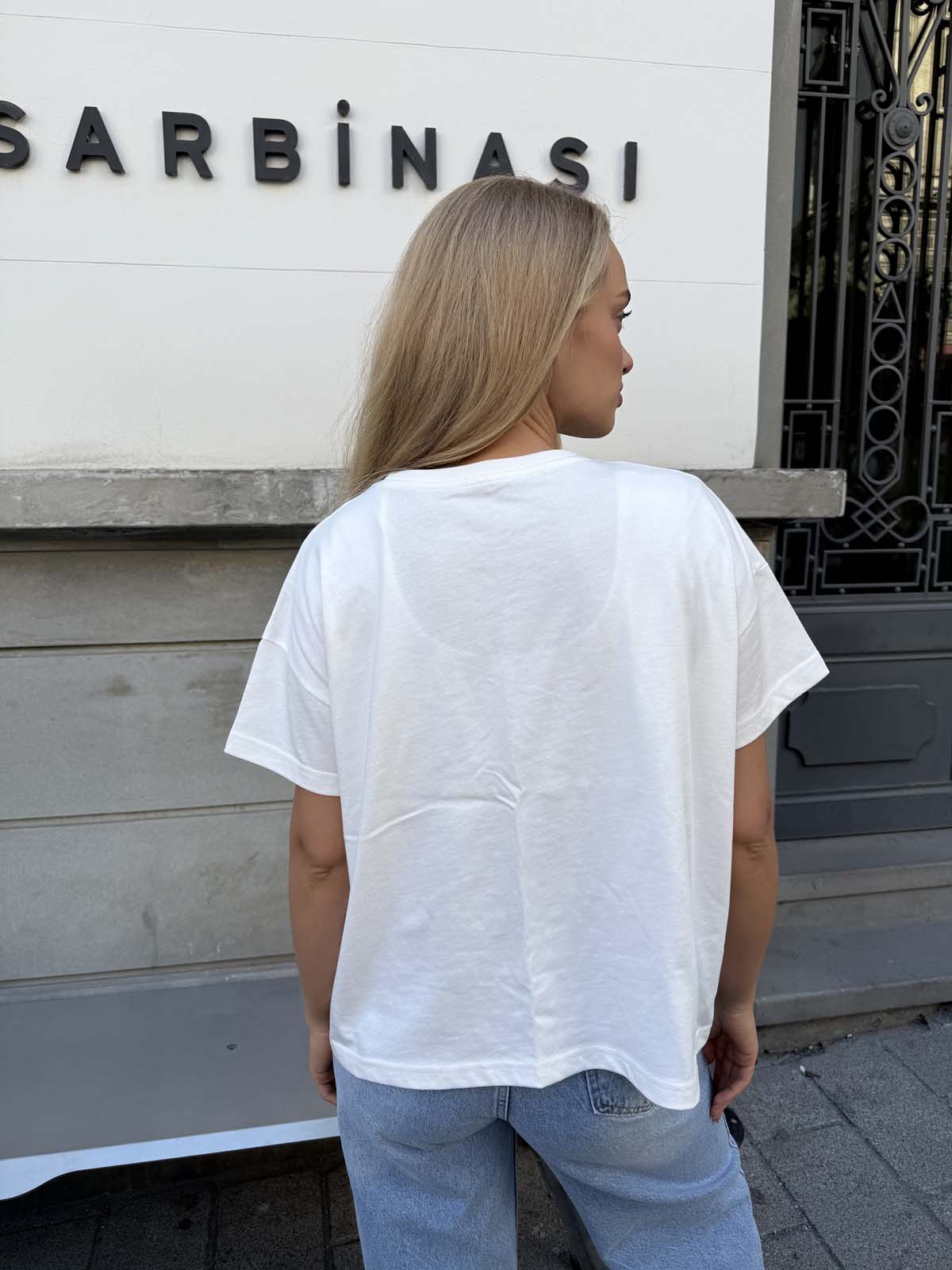 OSAKA KALIP ÖNÜ ELİŞİ 3 ÇİÇEKLİ TİŞÖRT