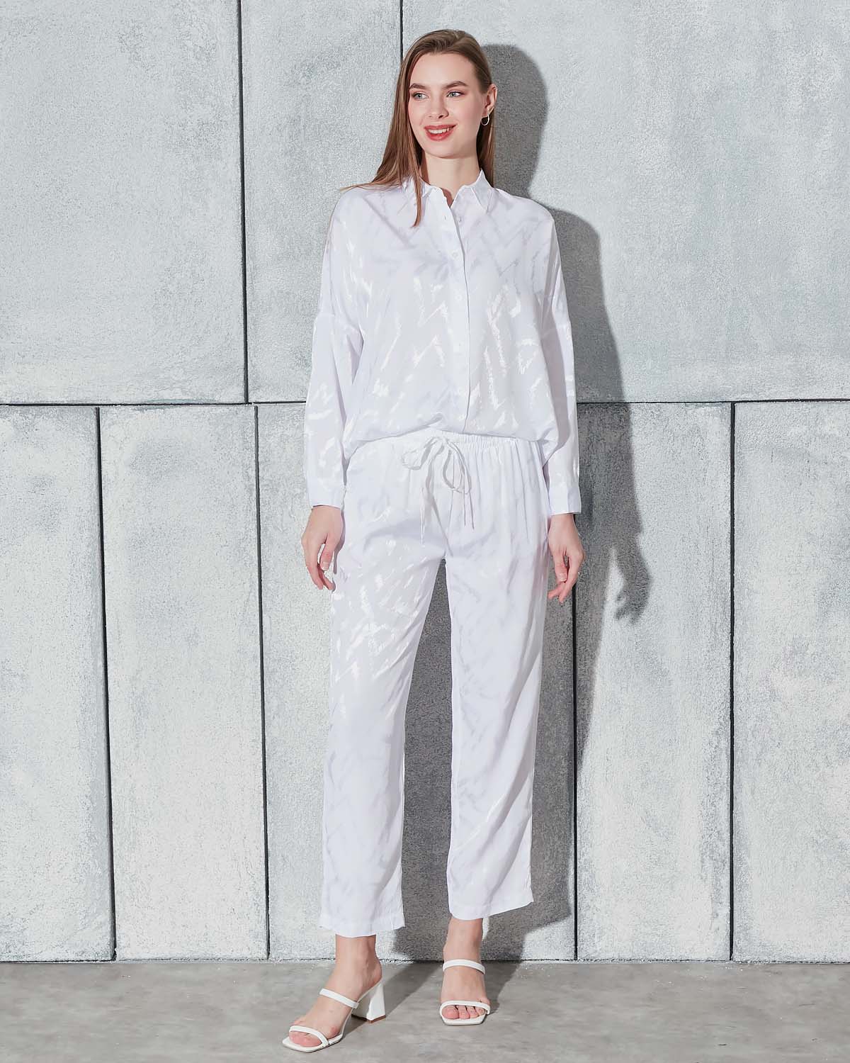 Ekru Jakar Saten Takım