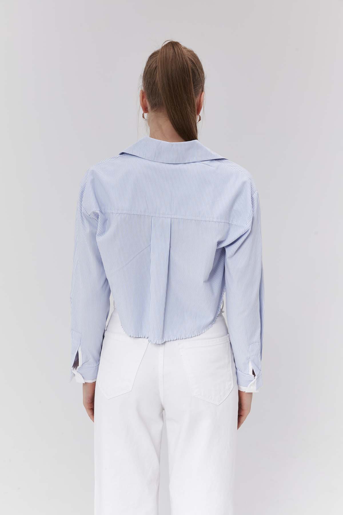 Altı Püsküllü Çizgili Kısa Gömlek